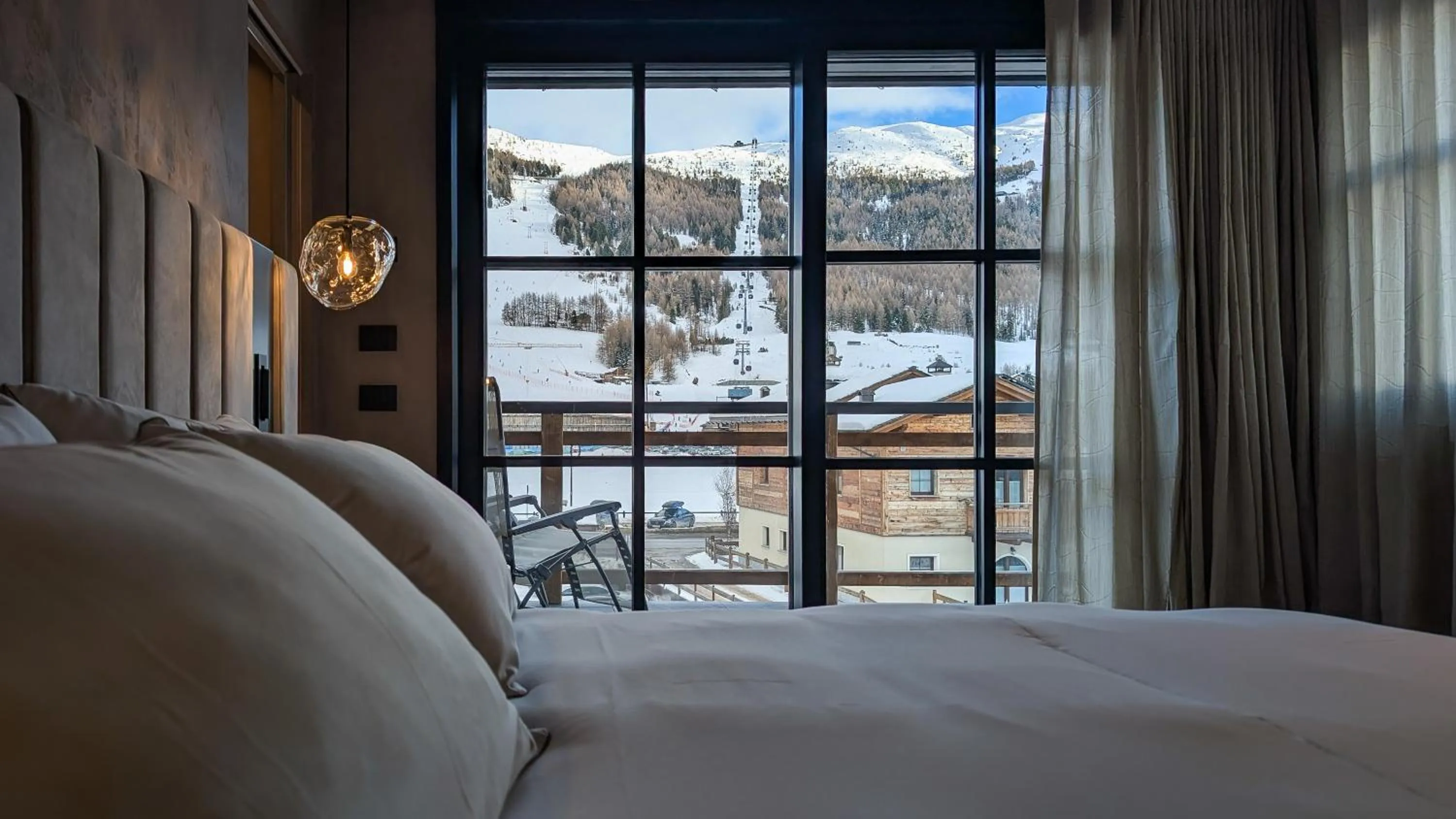 View (from property/room), Bed in Mohe Boutique Hotel