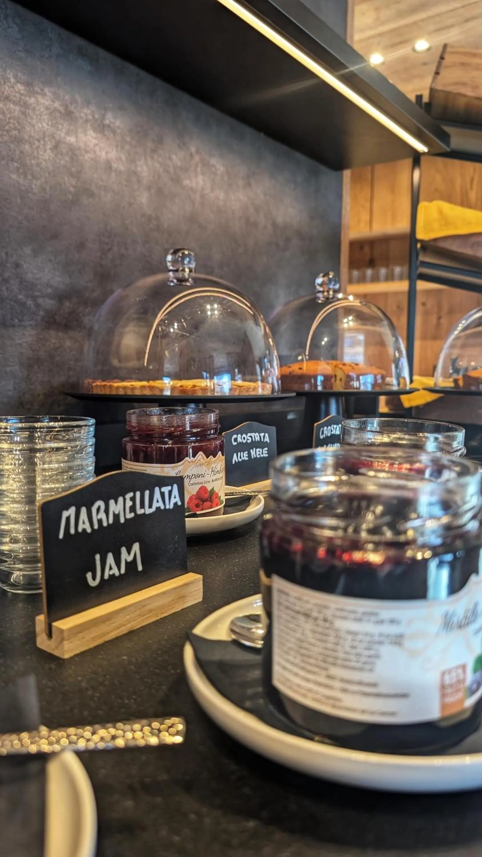 Food and drinks in Mohe Boutique Hotel