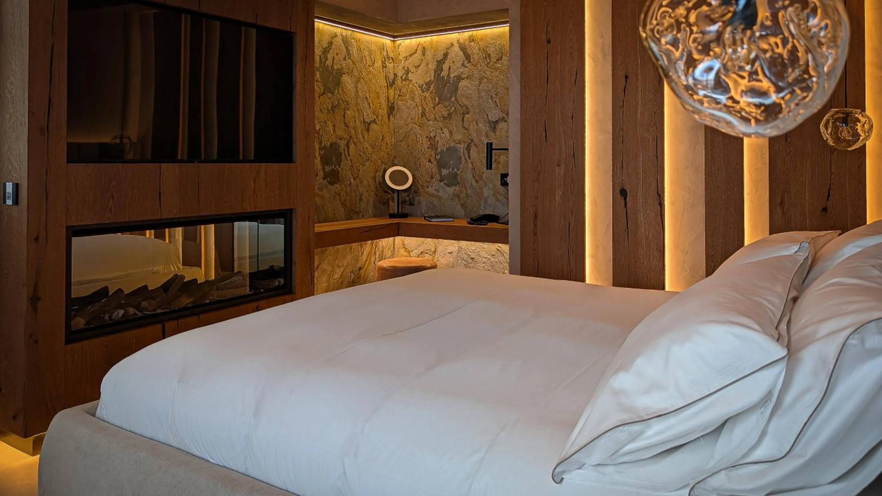 Bed in Mohe Boutique Hotel