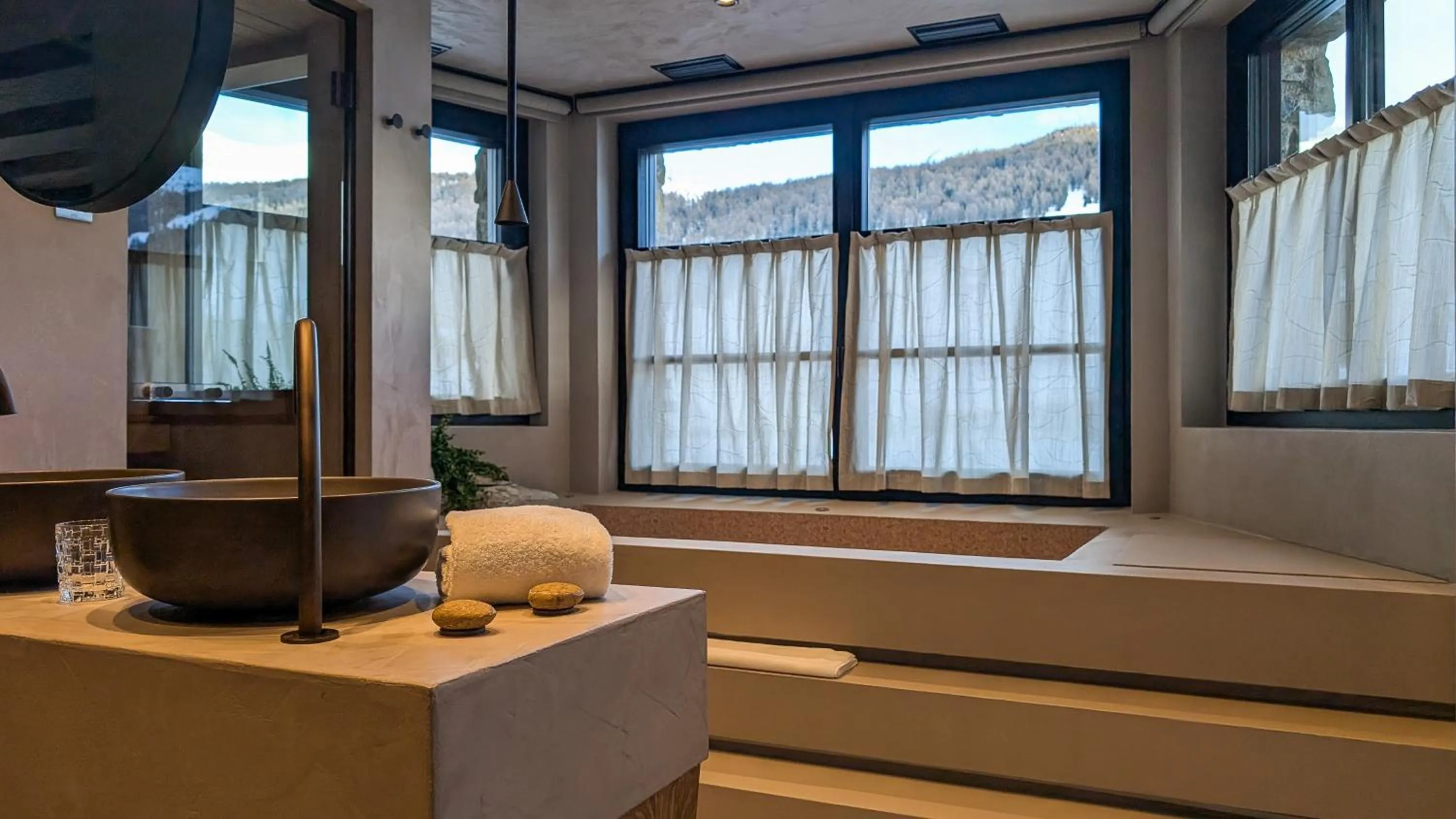 Bathroom in Mohe Boutique Hotel