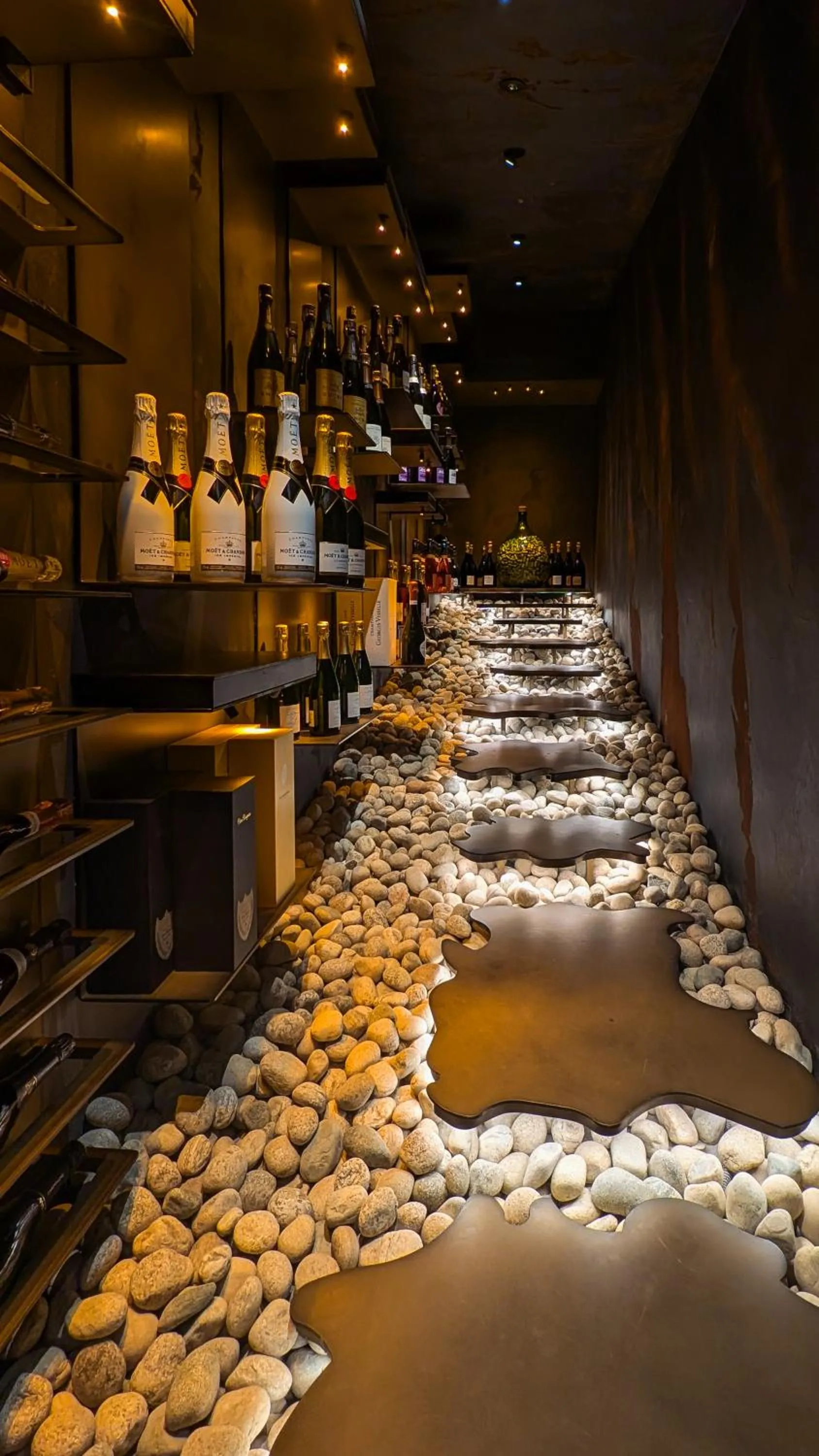 Restaurant/places to eat in Mohe Boutique Hotel