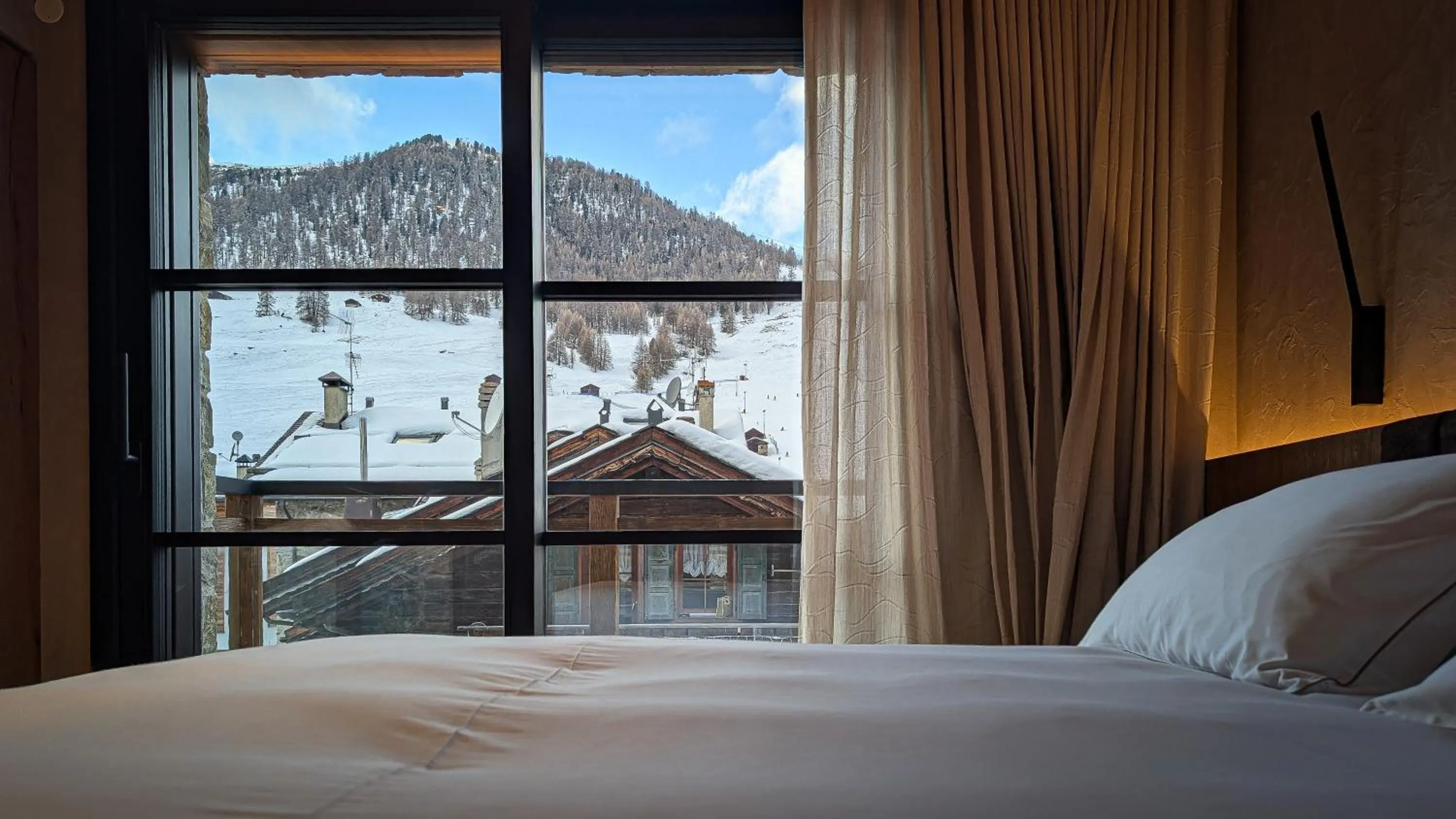 Bed in Mohe Boutique Hotel