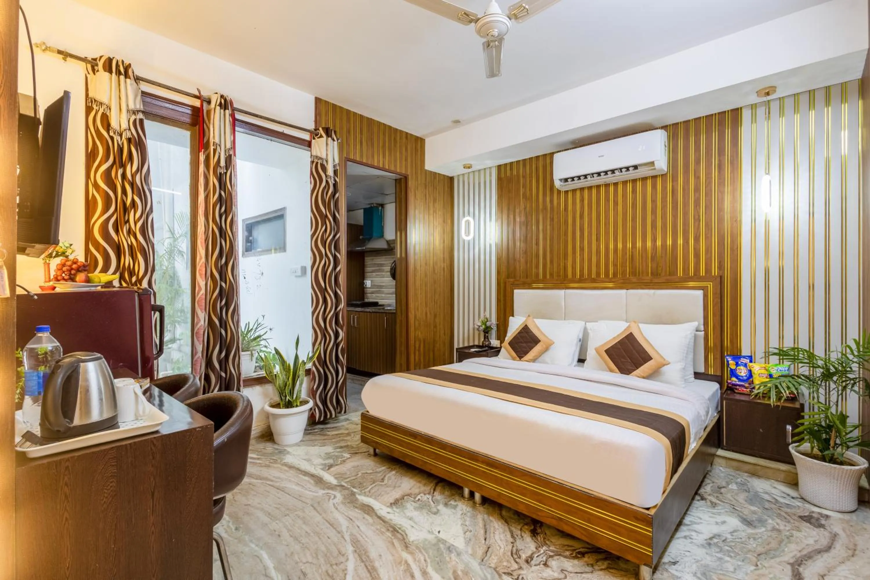 Bed in Hotel Ashiyana Elite I Near Dlf Golf Course Road I Gurgaon