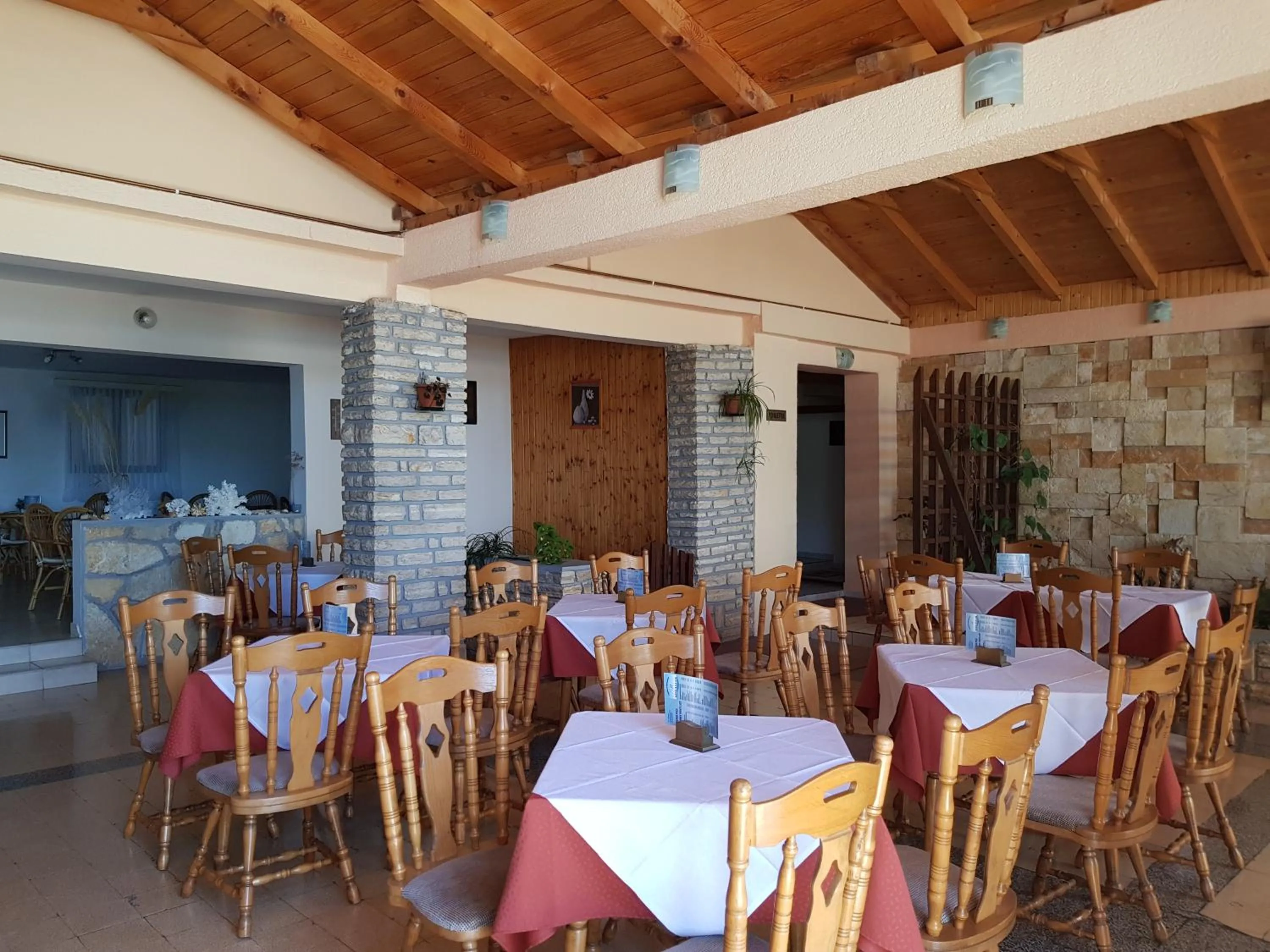 Restaurant/places to eat in Bed and Breakfast MIRAMAR