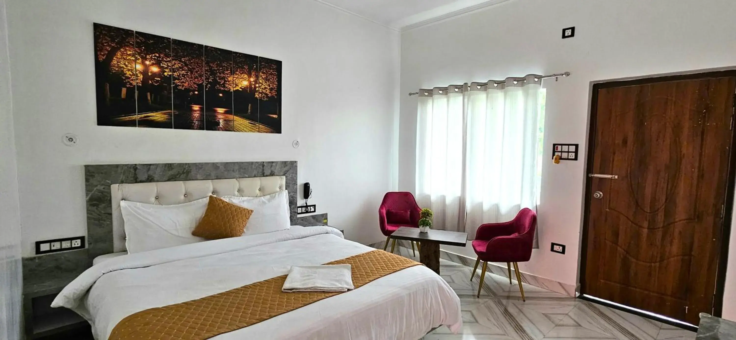 Bed in Cloud Forest Bed in Cloud Forest