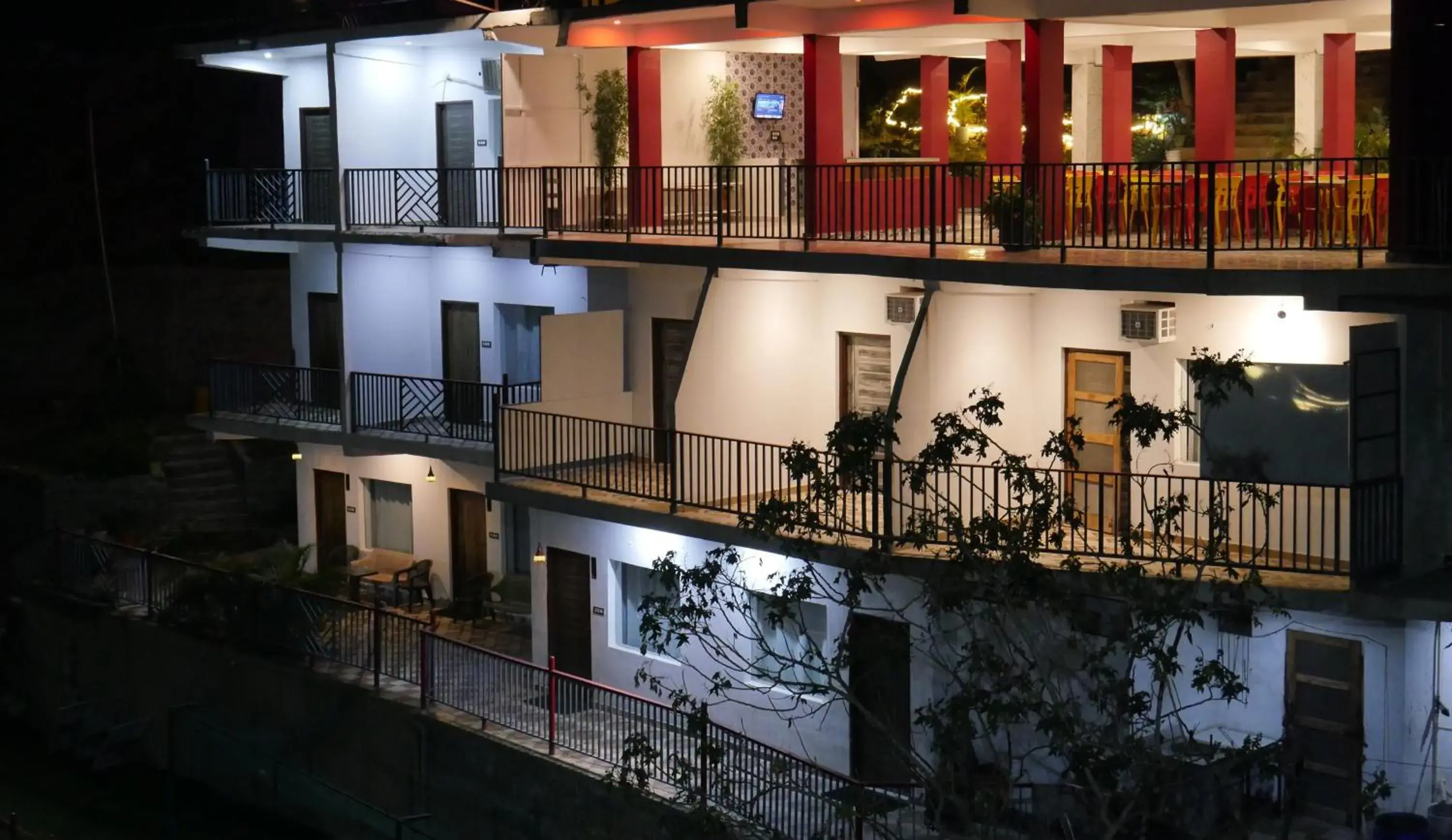 Facade/entrance in Cloud Forest Facade/entrance in Cloud Forest