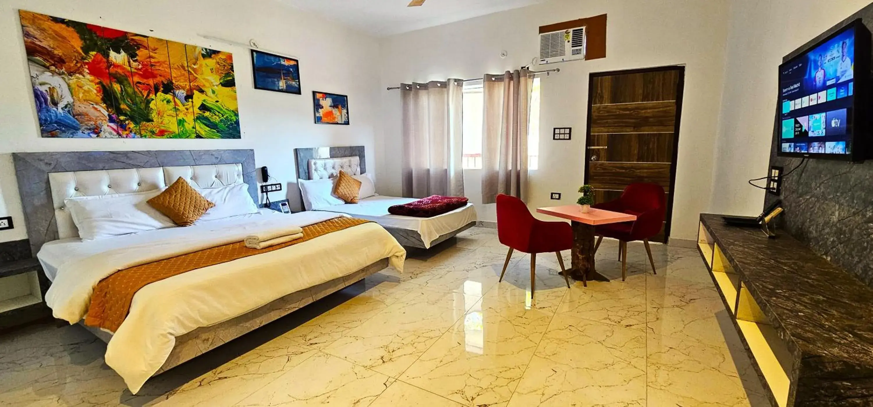 Bed in Cloud Forest Bed in Cloud Forest