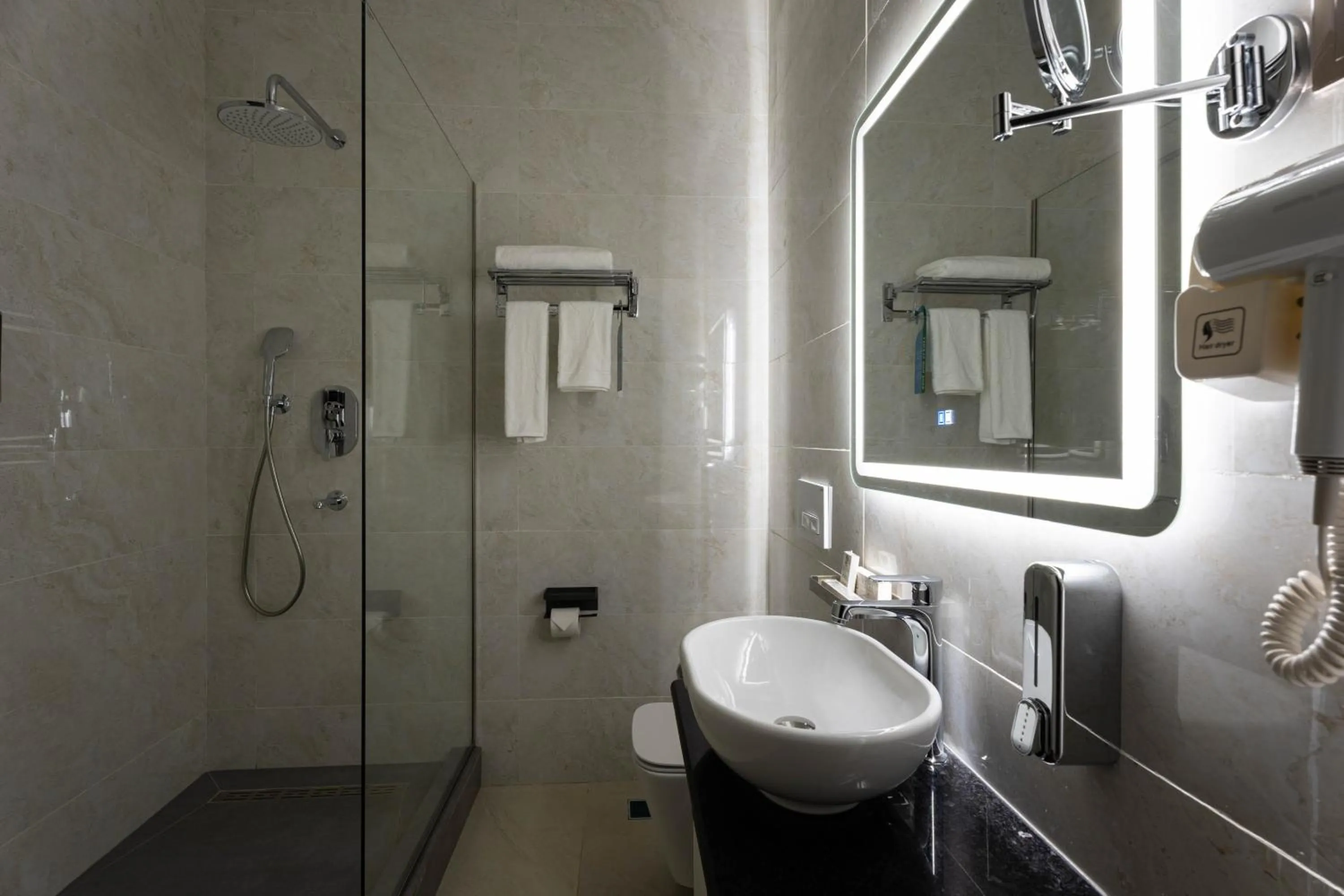 Bathroom in Kiropol Hotel & Restaurant