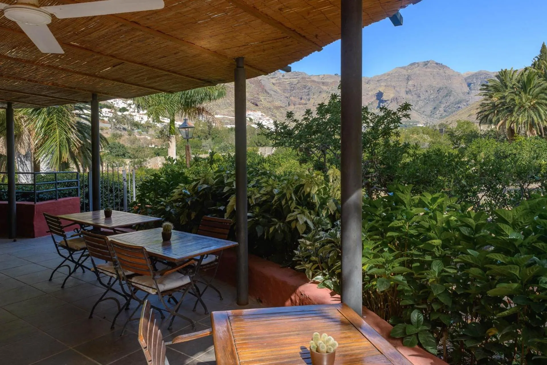 Hotel Rural Las Longueras