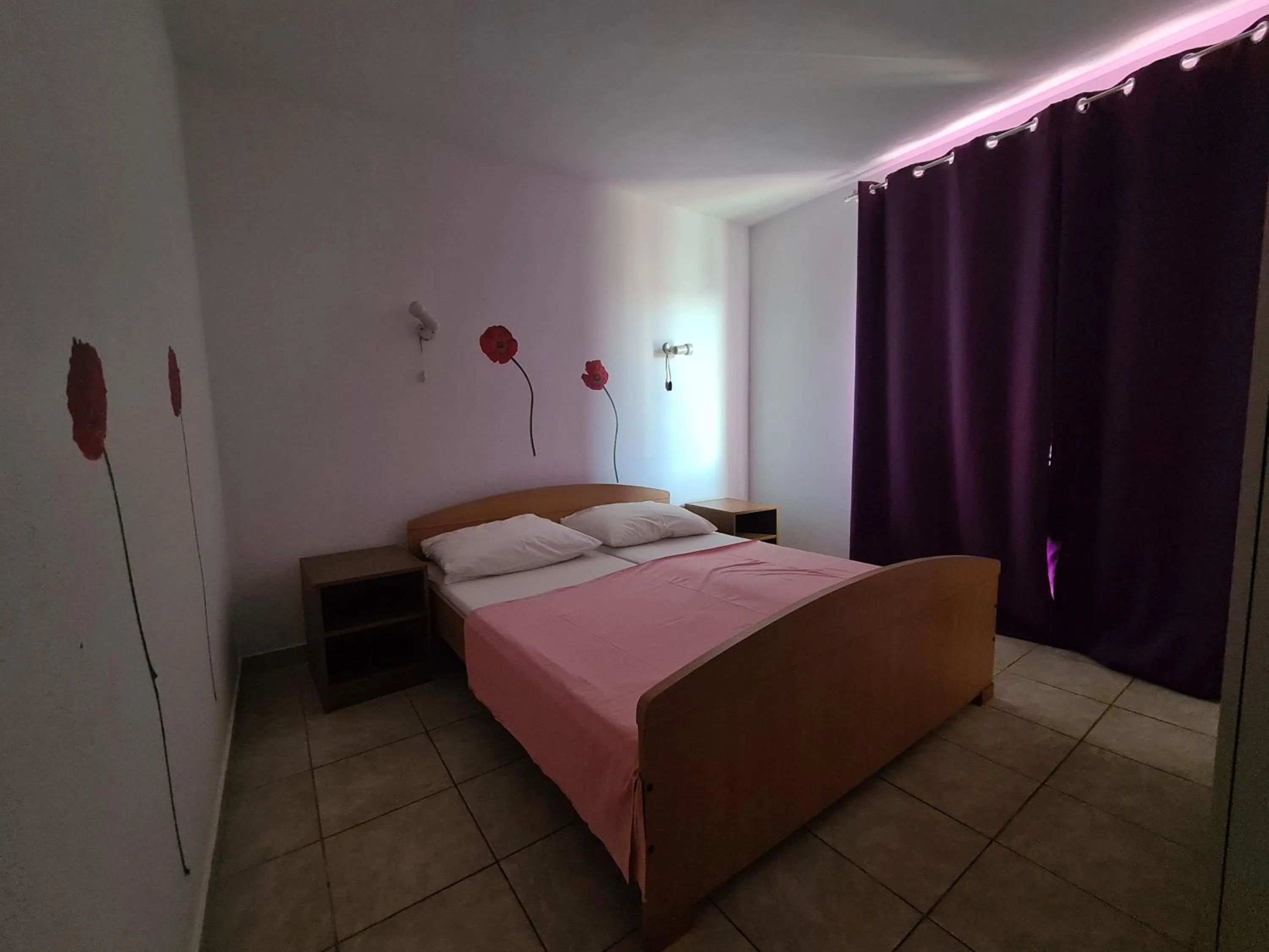 Bedroom, Bed in Apartments Niko