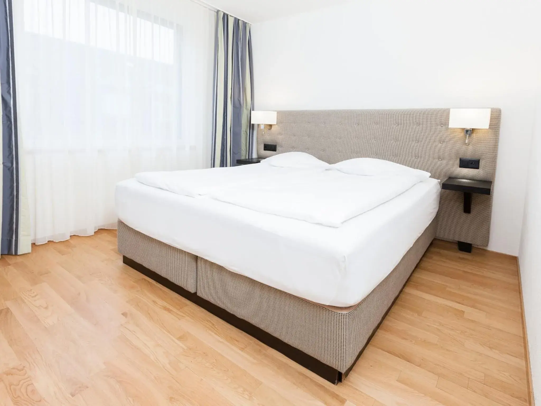 Bed in Swiss Star Longstreet - Self Check-In Bed in Swiss Star Longstreet - Self Check-In
