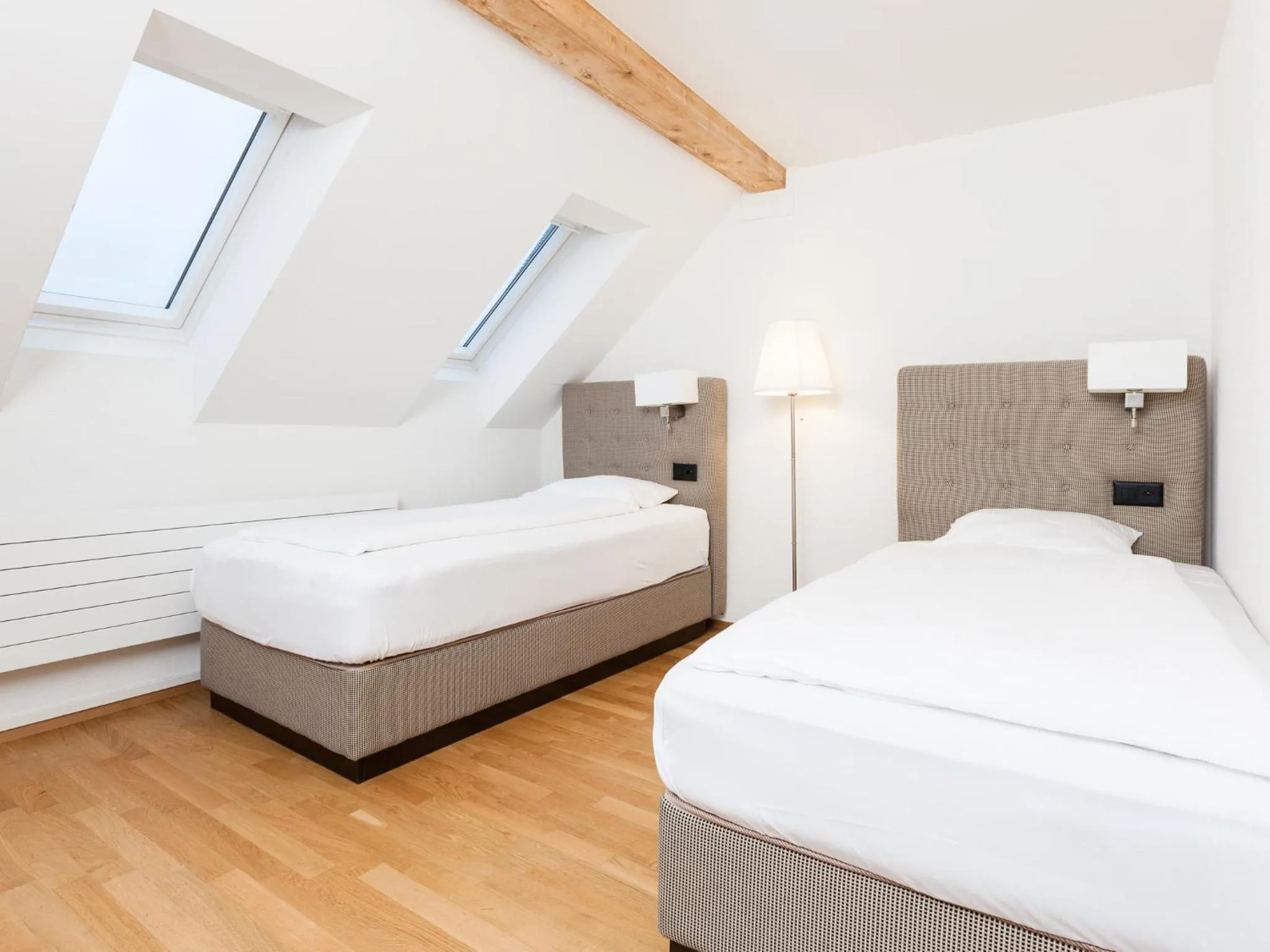 Bed in Swiss Star Longstreet - Self Check-In