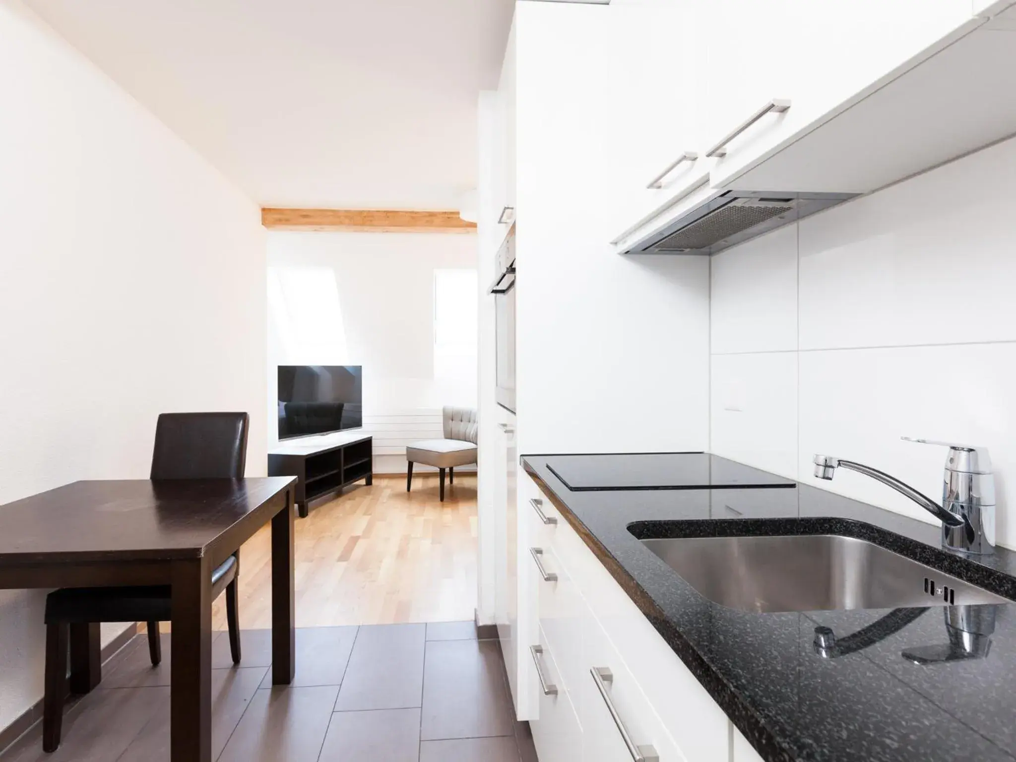 Kitchen or kitchenette in Swiss Star Longstreet - Self Check-In Kitchen or kitchenette in Swiss Star Longstreet - Self Check-In