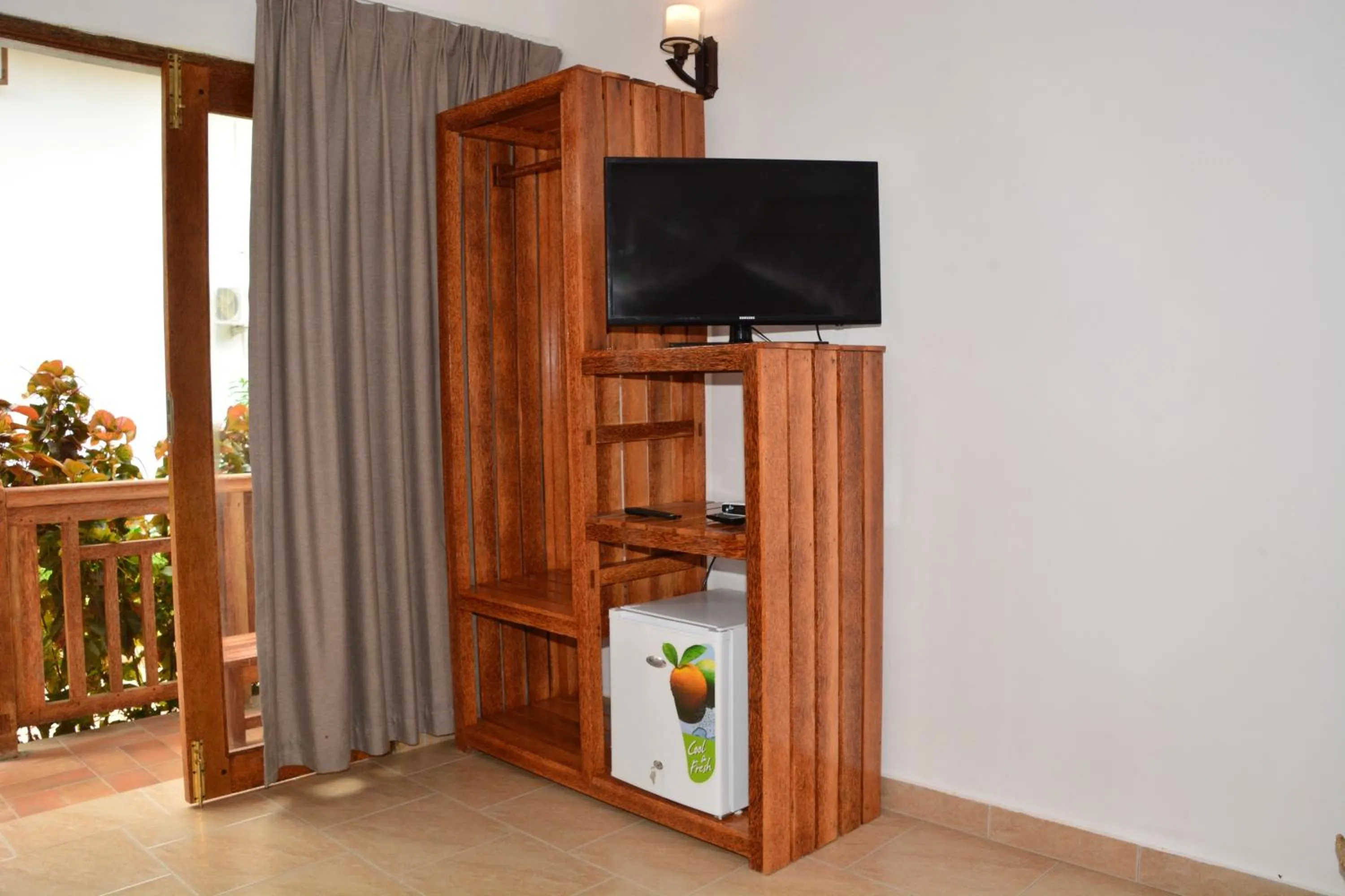 TV and multimedia in Zanzibar Bahari Villas