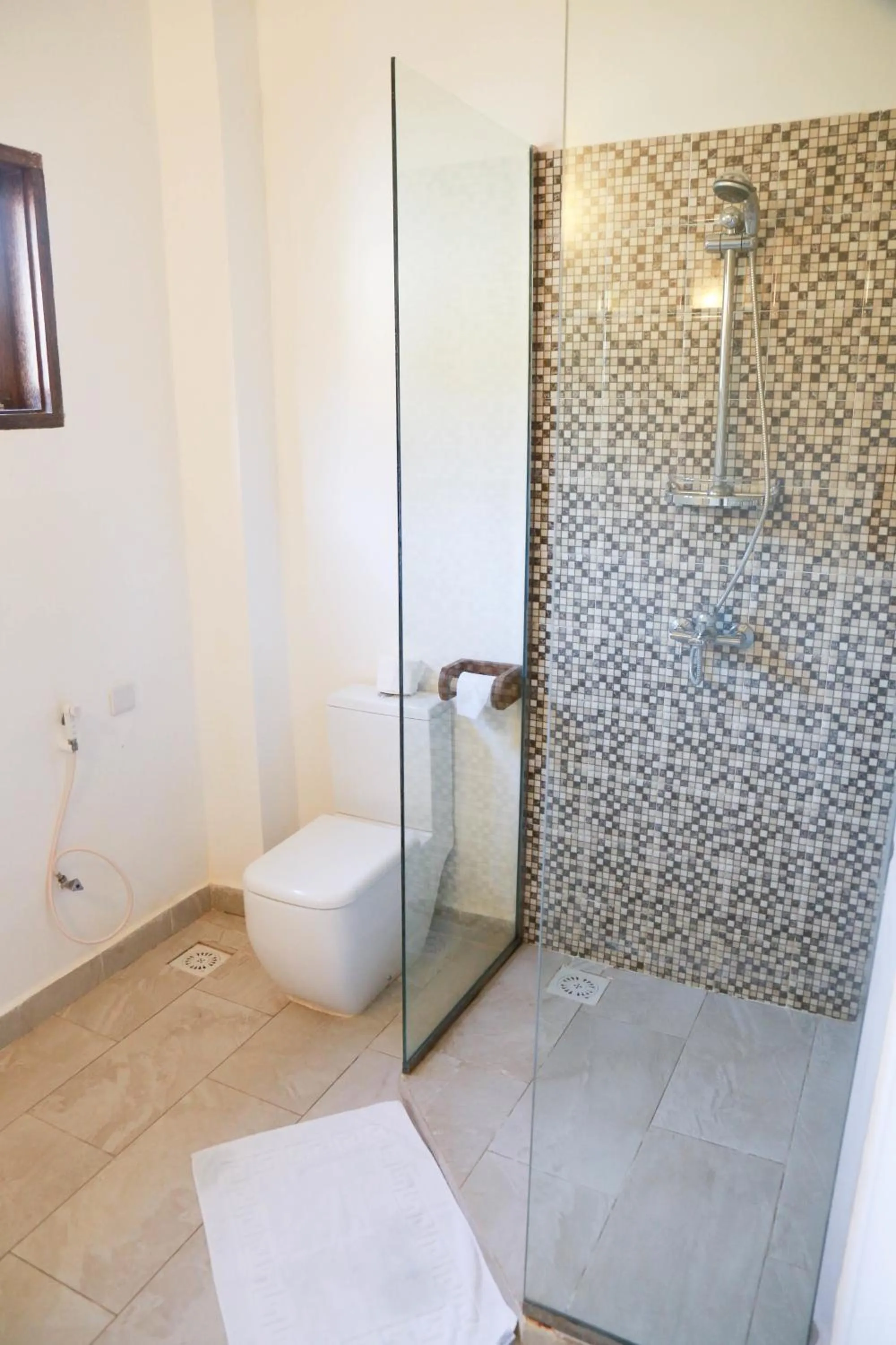 Bathroom in Zanzibar Bahari Villas