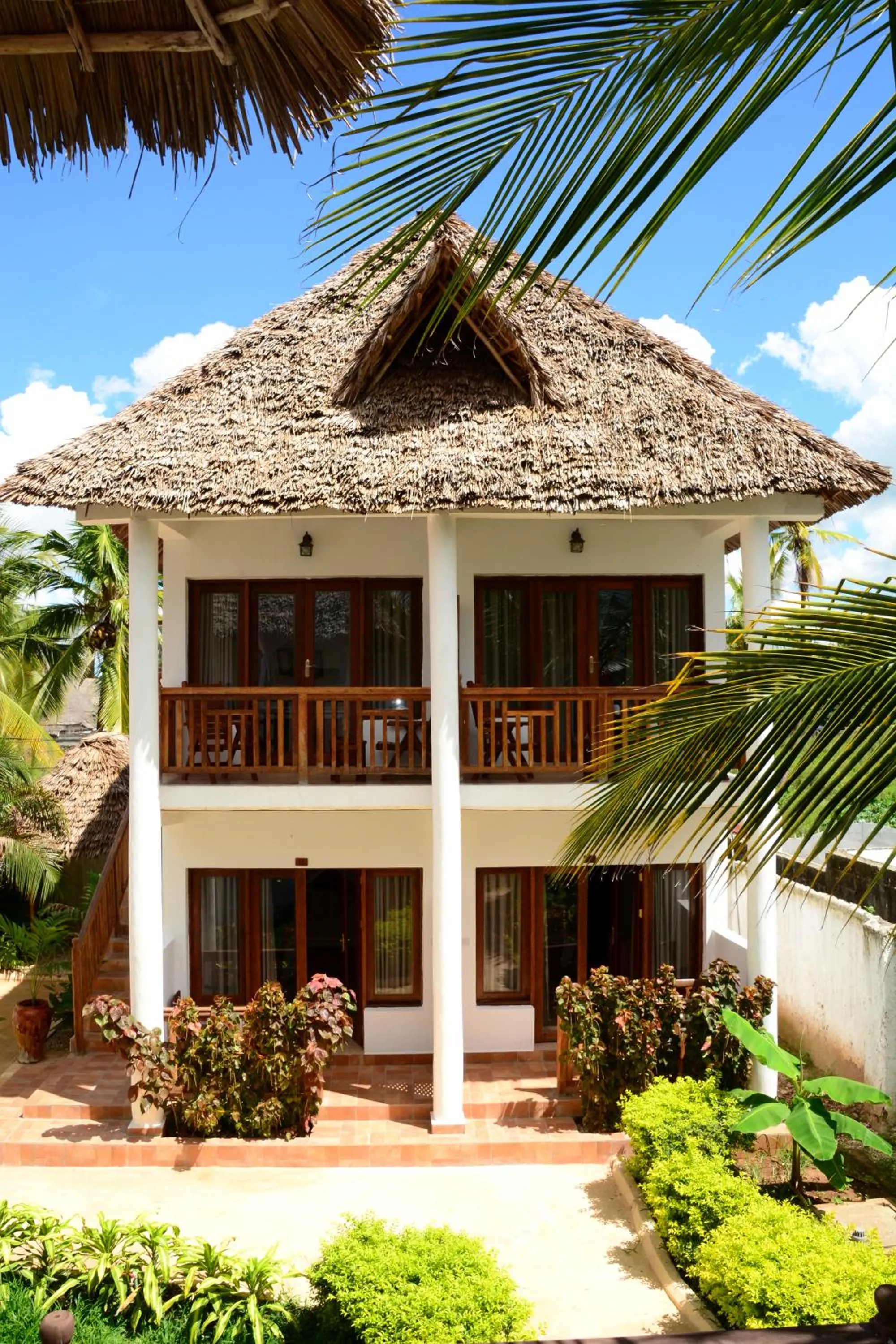 Property building in Zanzibar Bahari Villas