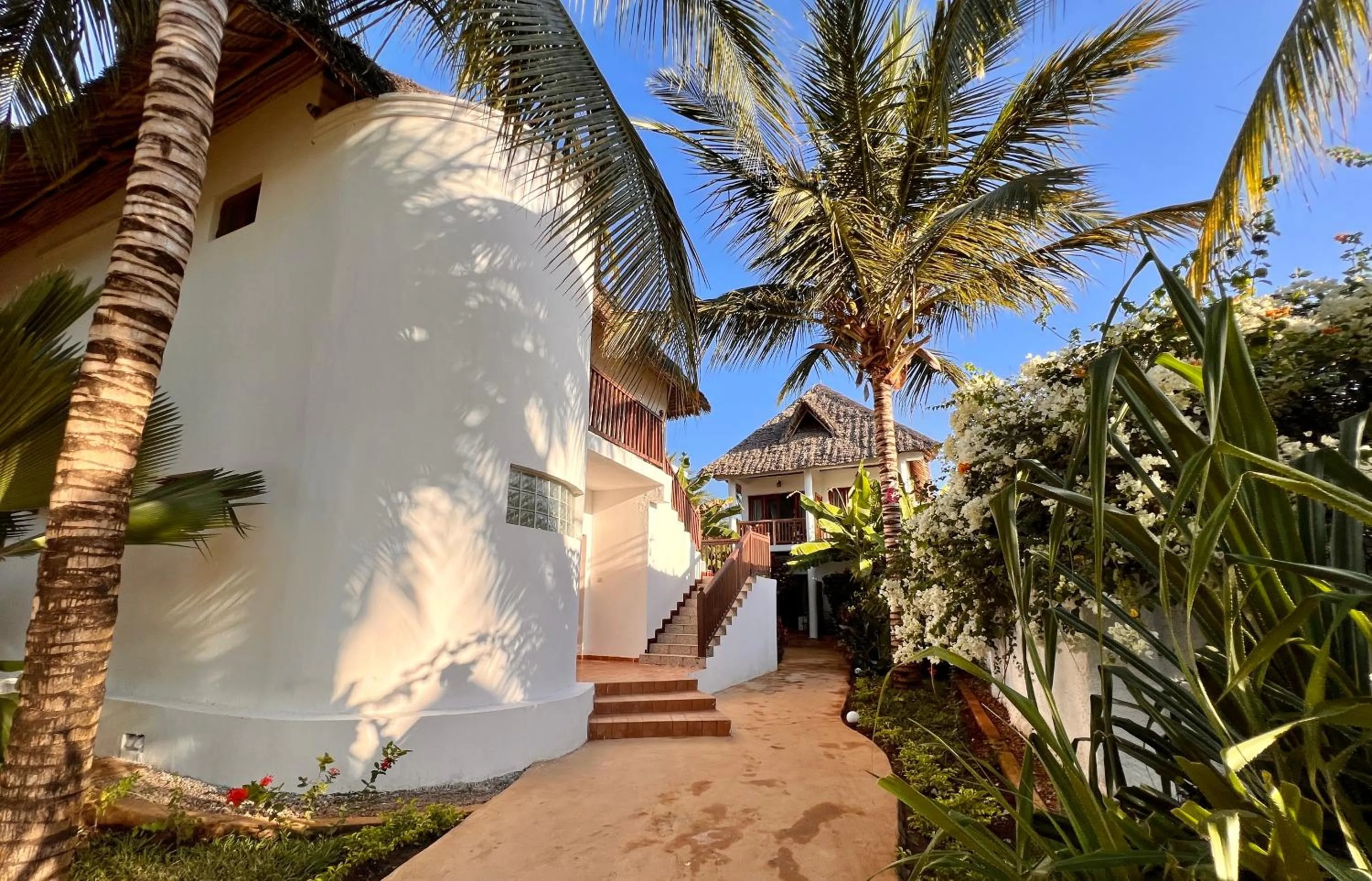 Property building in Zanzibar Bahari Villas