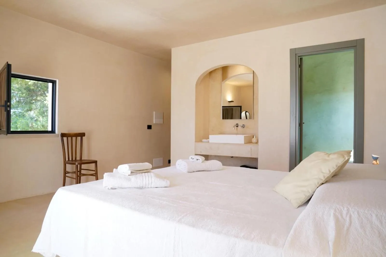 Photo of the whole room, Bed in Parco Degli Aranci