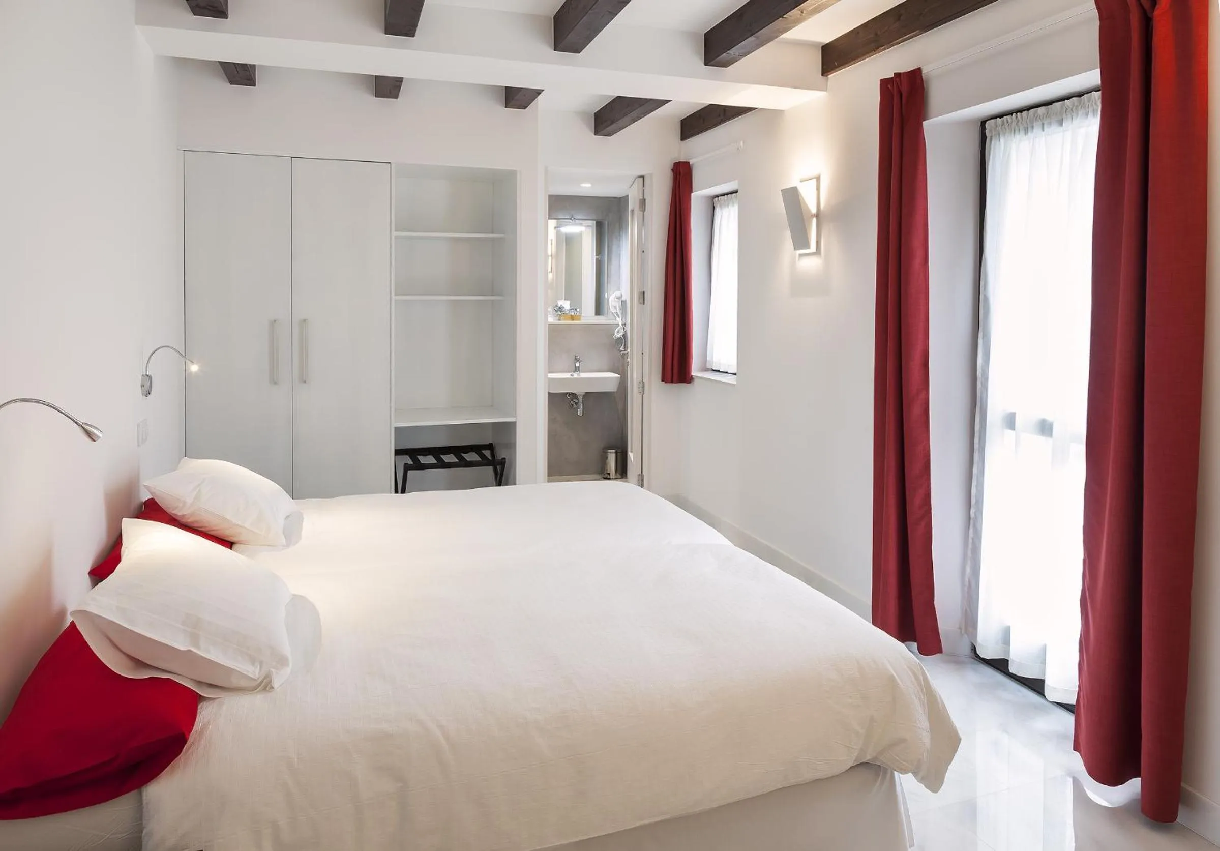 Toilet, Bed in Finca Portizuelo