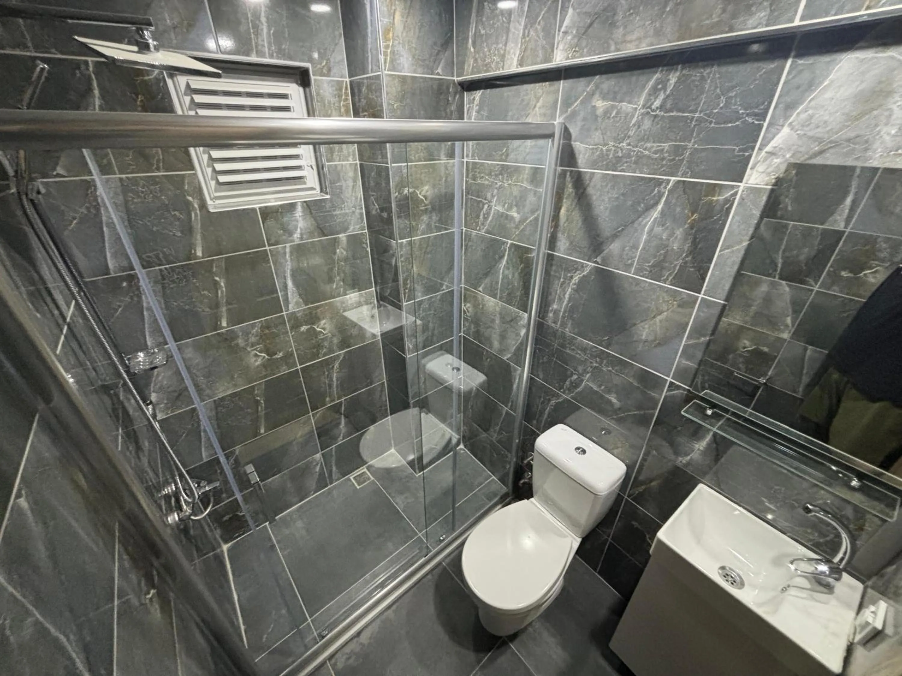 Quadruple Room in Akapella