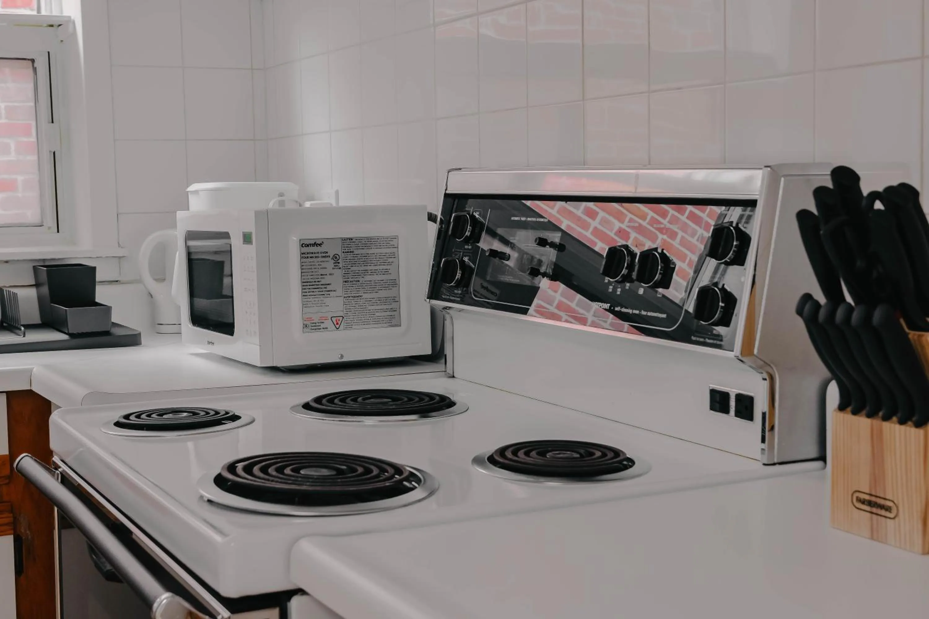 Kitchen or kitchenette in Lum The Queen