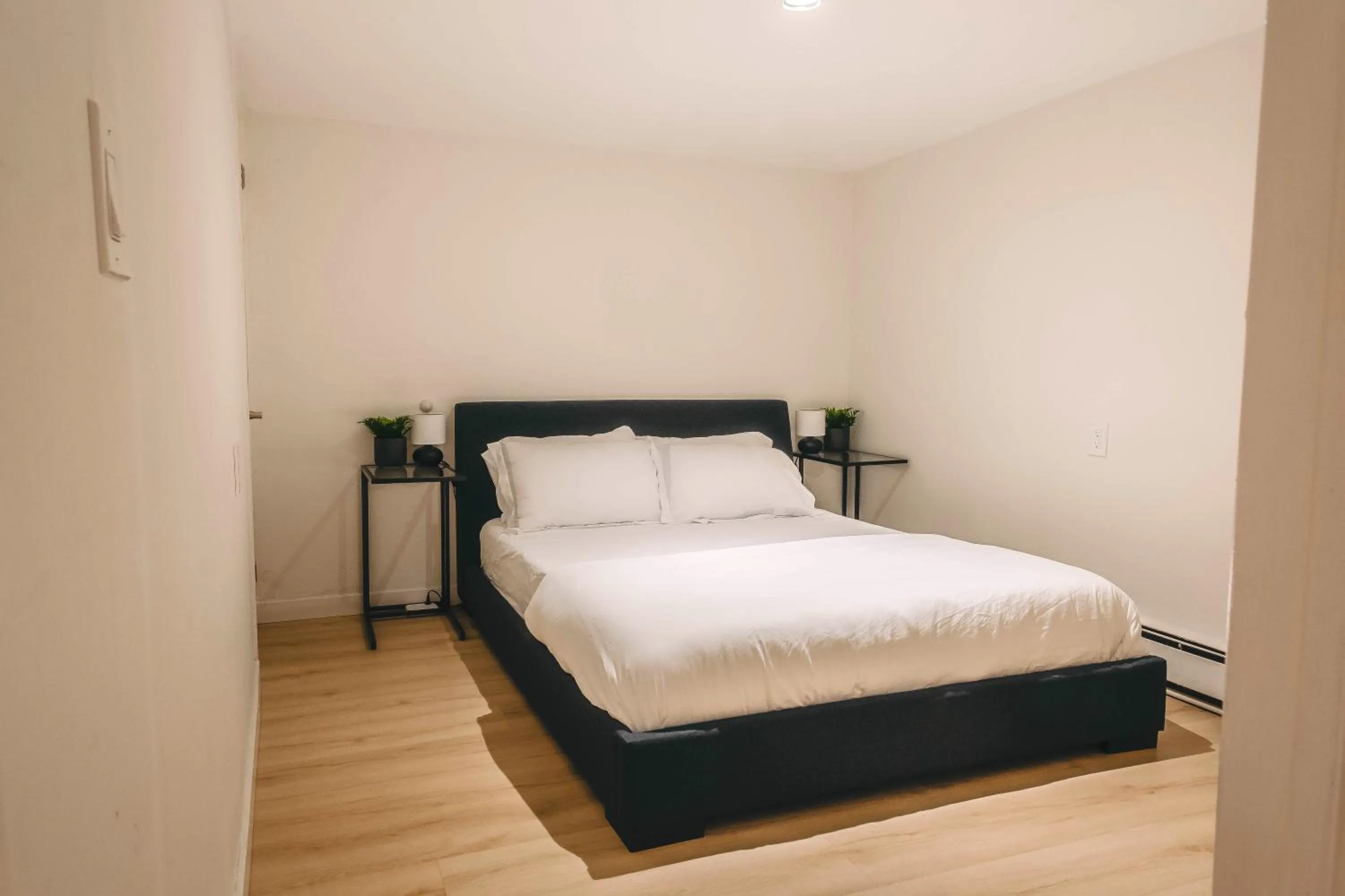 Bed in Lum The Queen