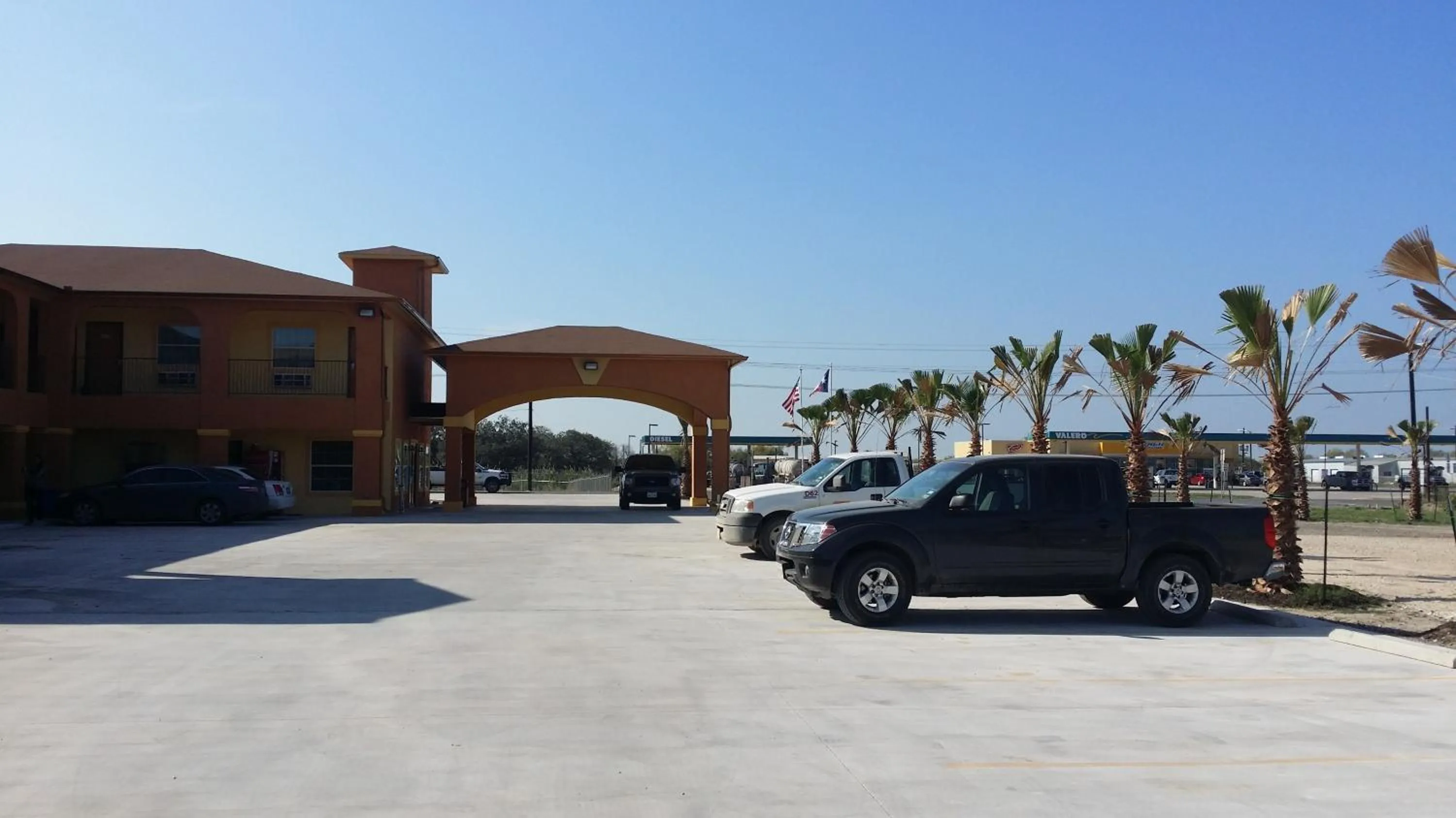 Facade/entrance in Texan Inn and Suites Tilden
