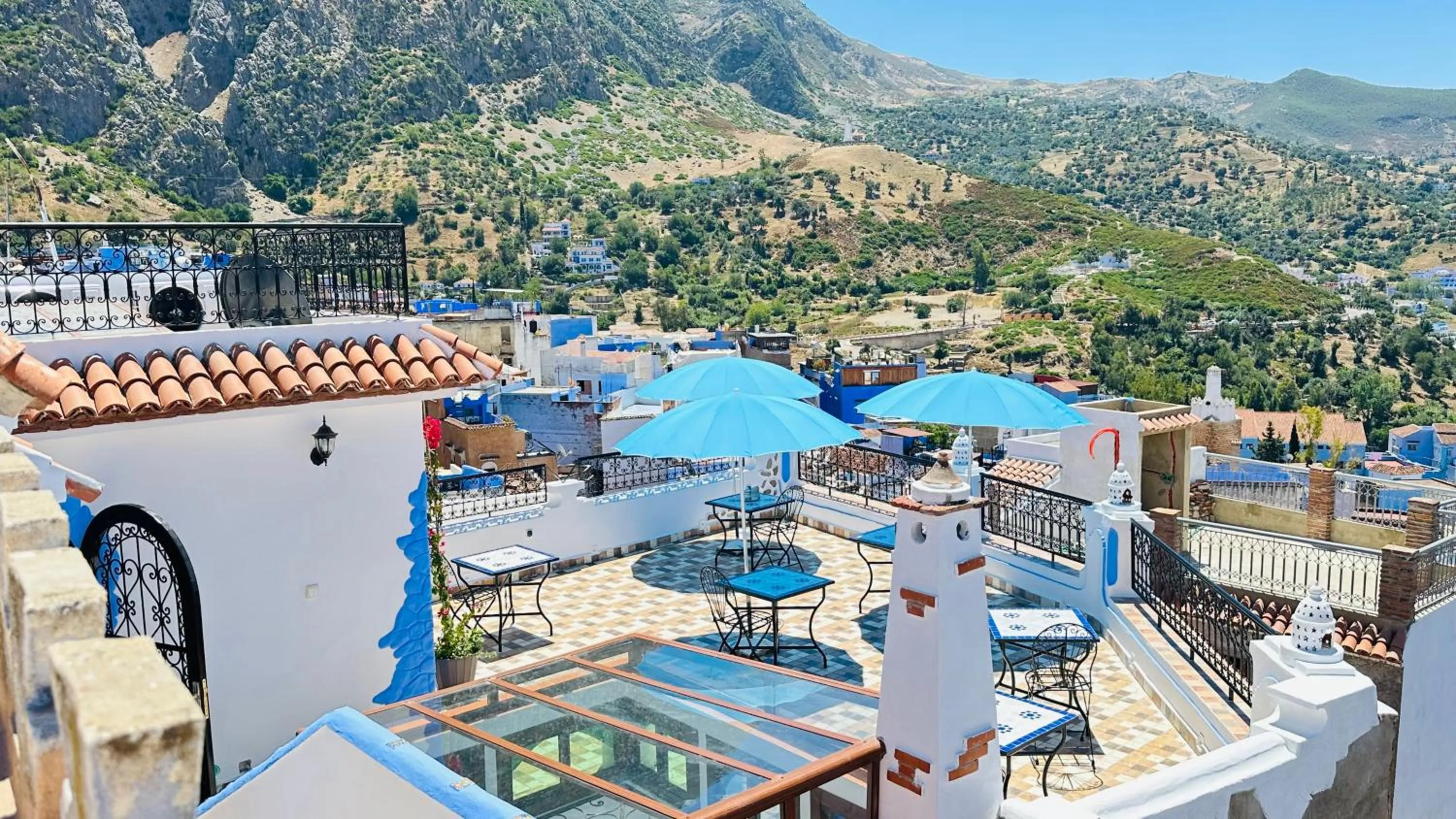 Property building in Riad ALHAMBRA