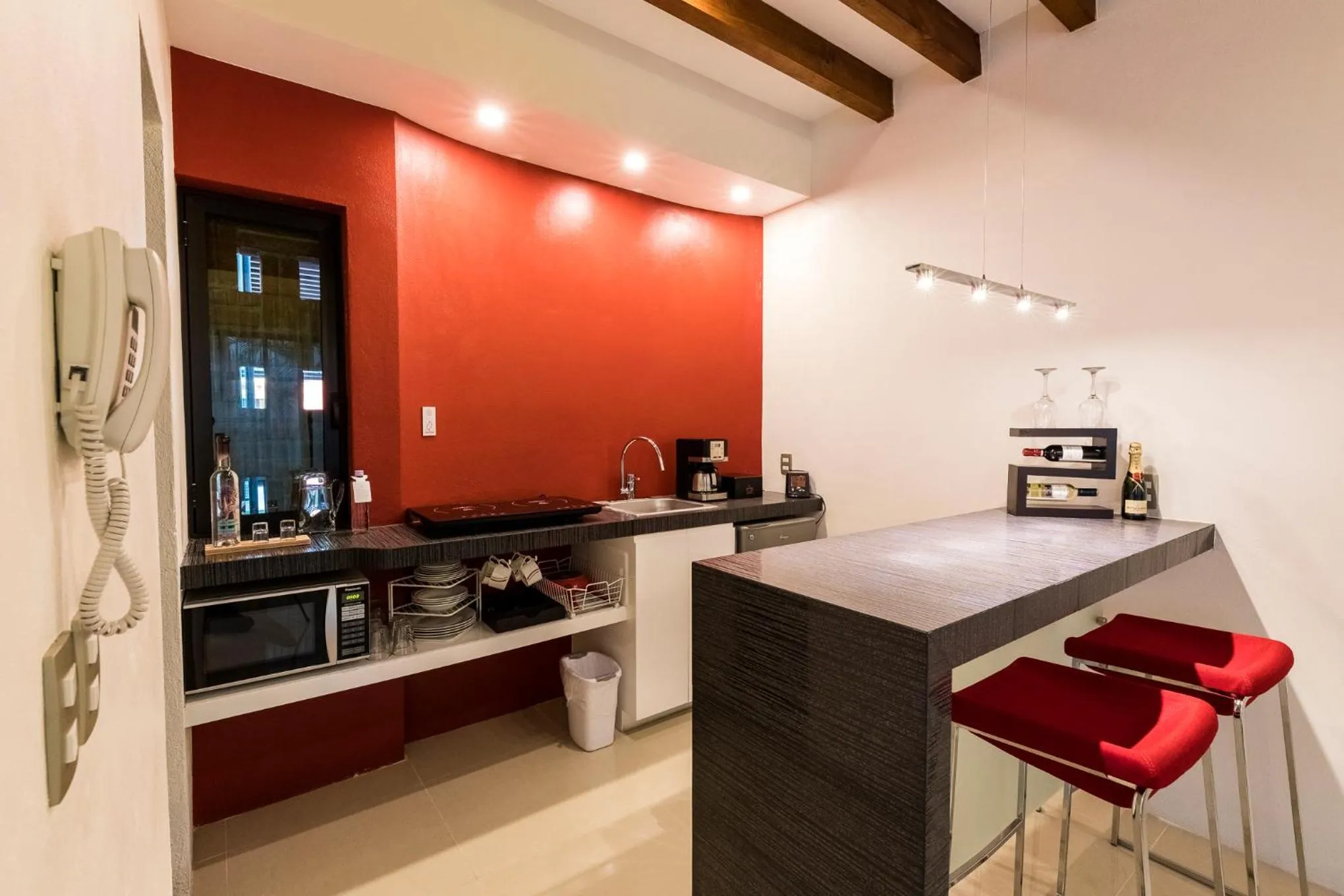 Kitchen or kitchenette in Marialicia Suites, Hotel Boutique