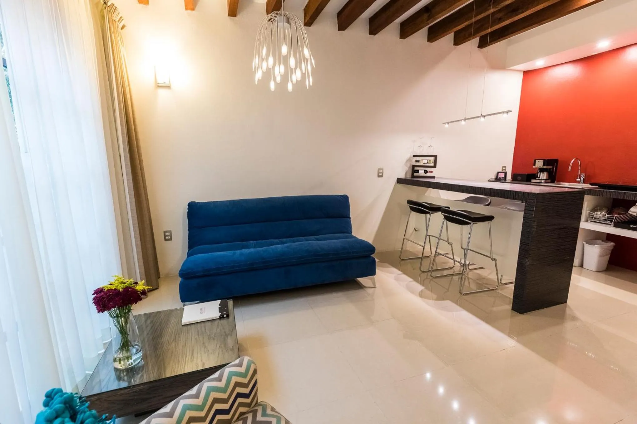 Photo of the whole room in Marialicia Suites, Hotel Boutique