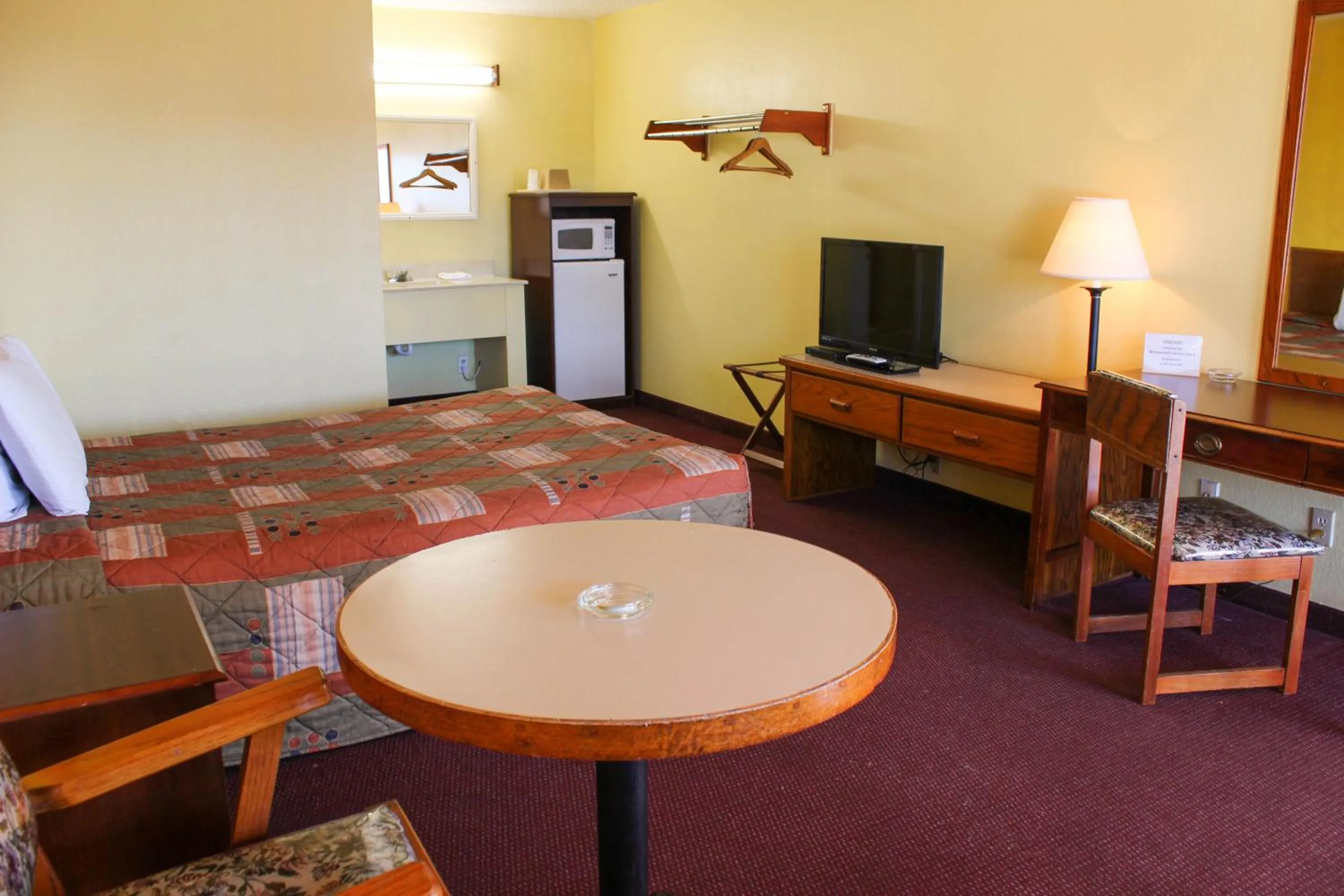 WestWorld Country Inn