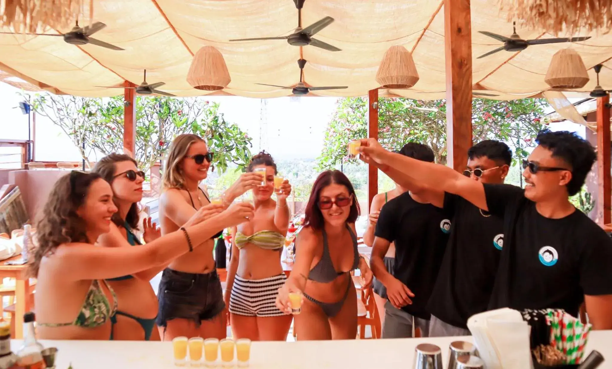 Mad Monkey Nusa Lembongan Mad Monkey Nusa Lembongan