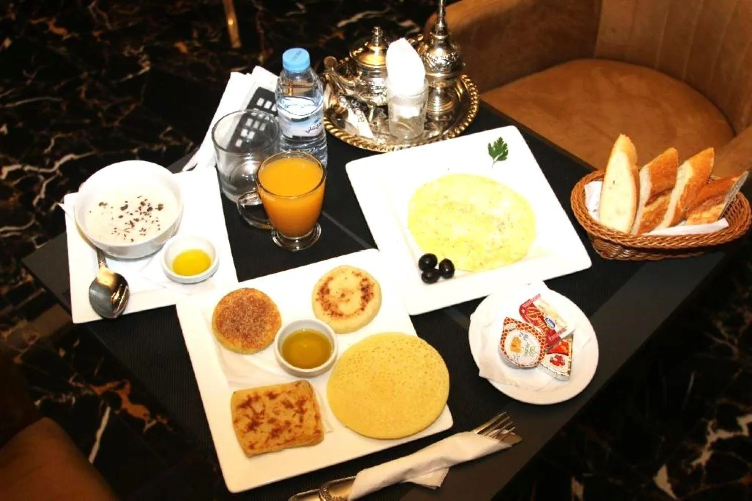 Food and drinks in Hotel D'Europe Centre Ville