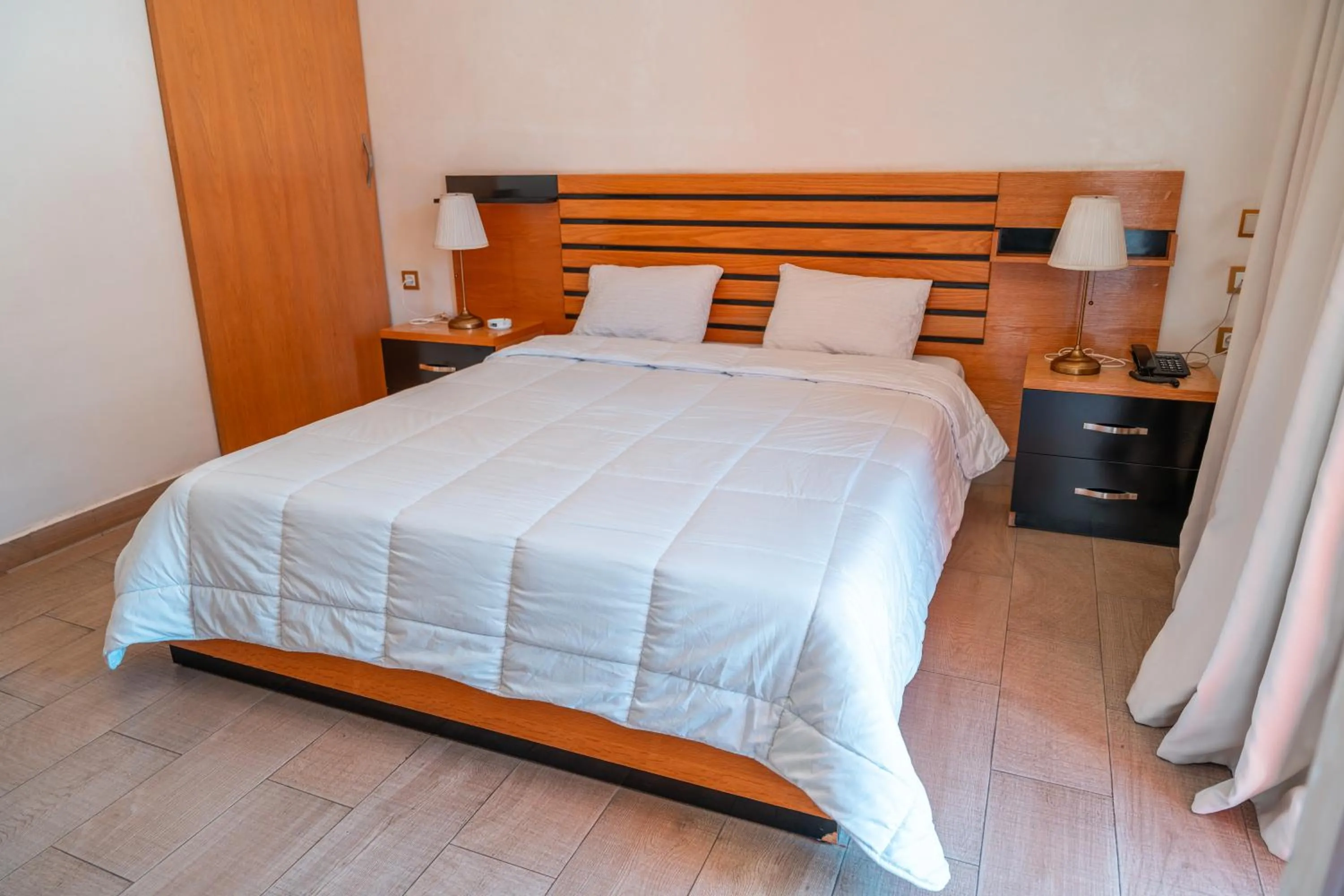 Bedroom, Bed in Hotel D'Europe Centre Ville