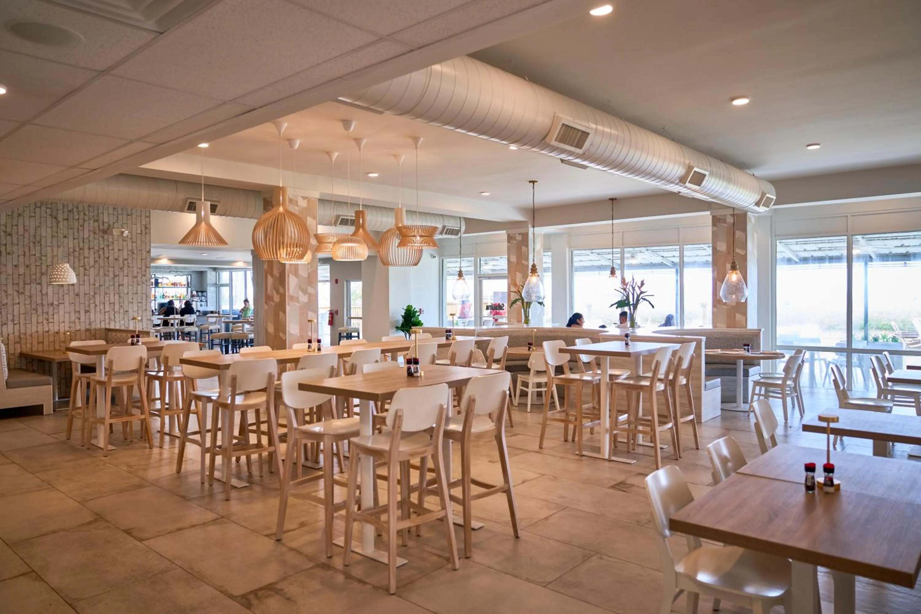 Dining area in Sand Dunes Resort & Suites