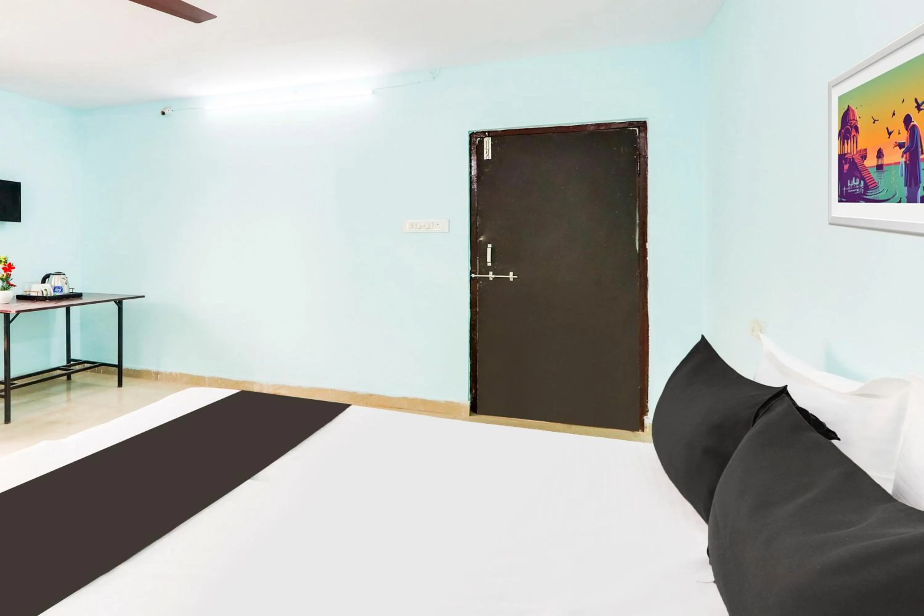 Bedroom, Bed in Hotel O Shirdi Blissful Residency