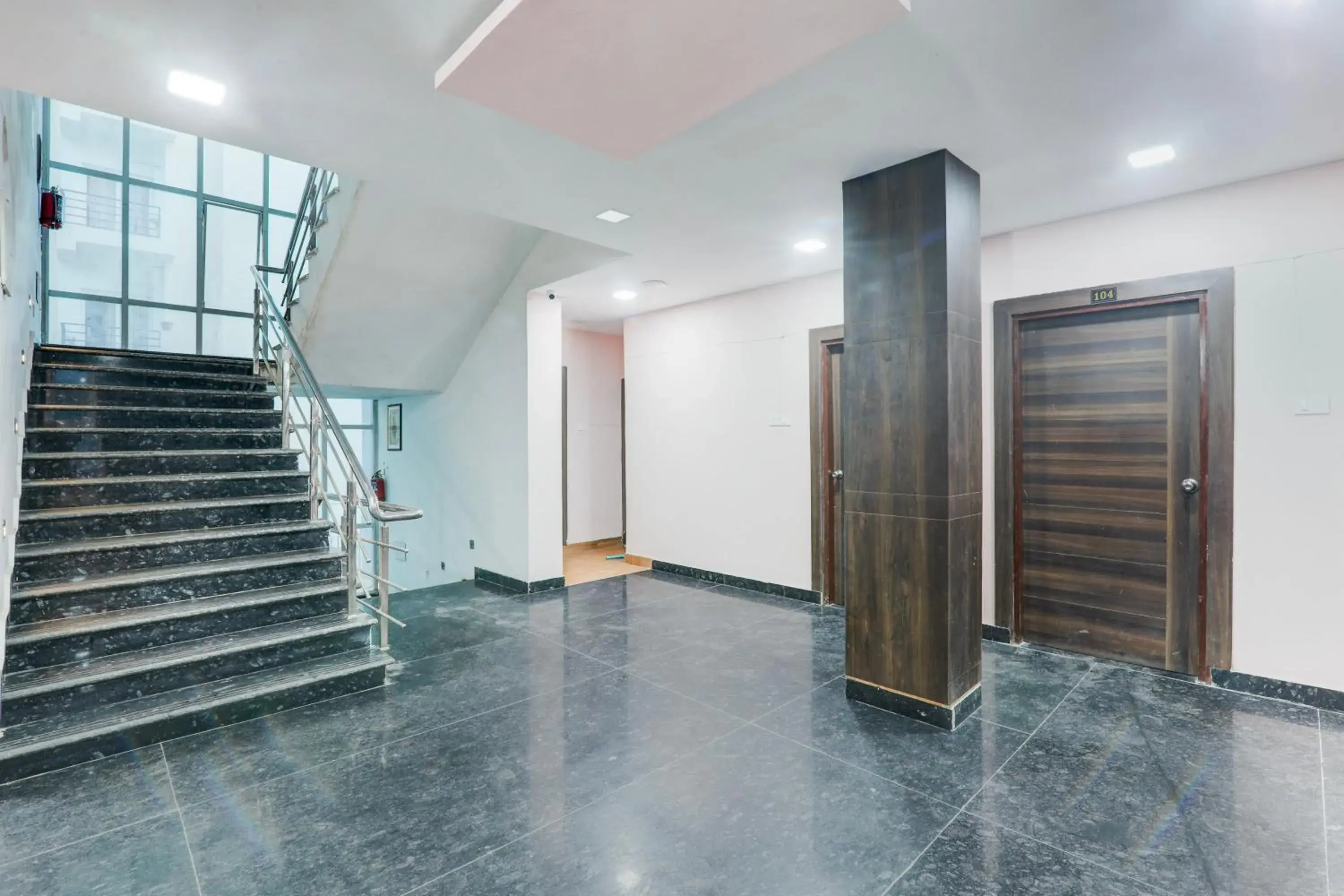 Lobby or reception in Super Hotel O BBD Lucknow Formerly 7th Heaven Lobby or reception in Super Hotel O BBD Lucknow Formerly 7th Heaven