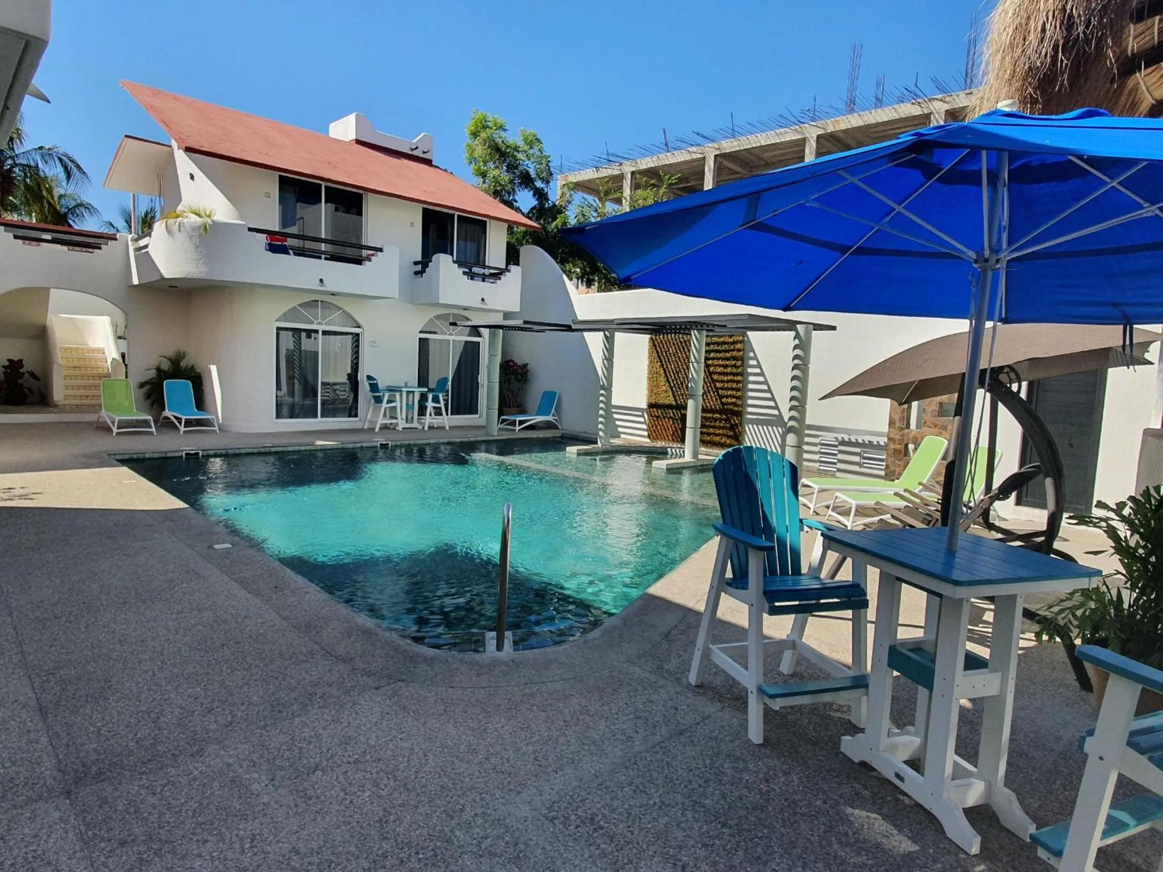 Swimming pool in Hotel Boutique Eden Costa