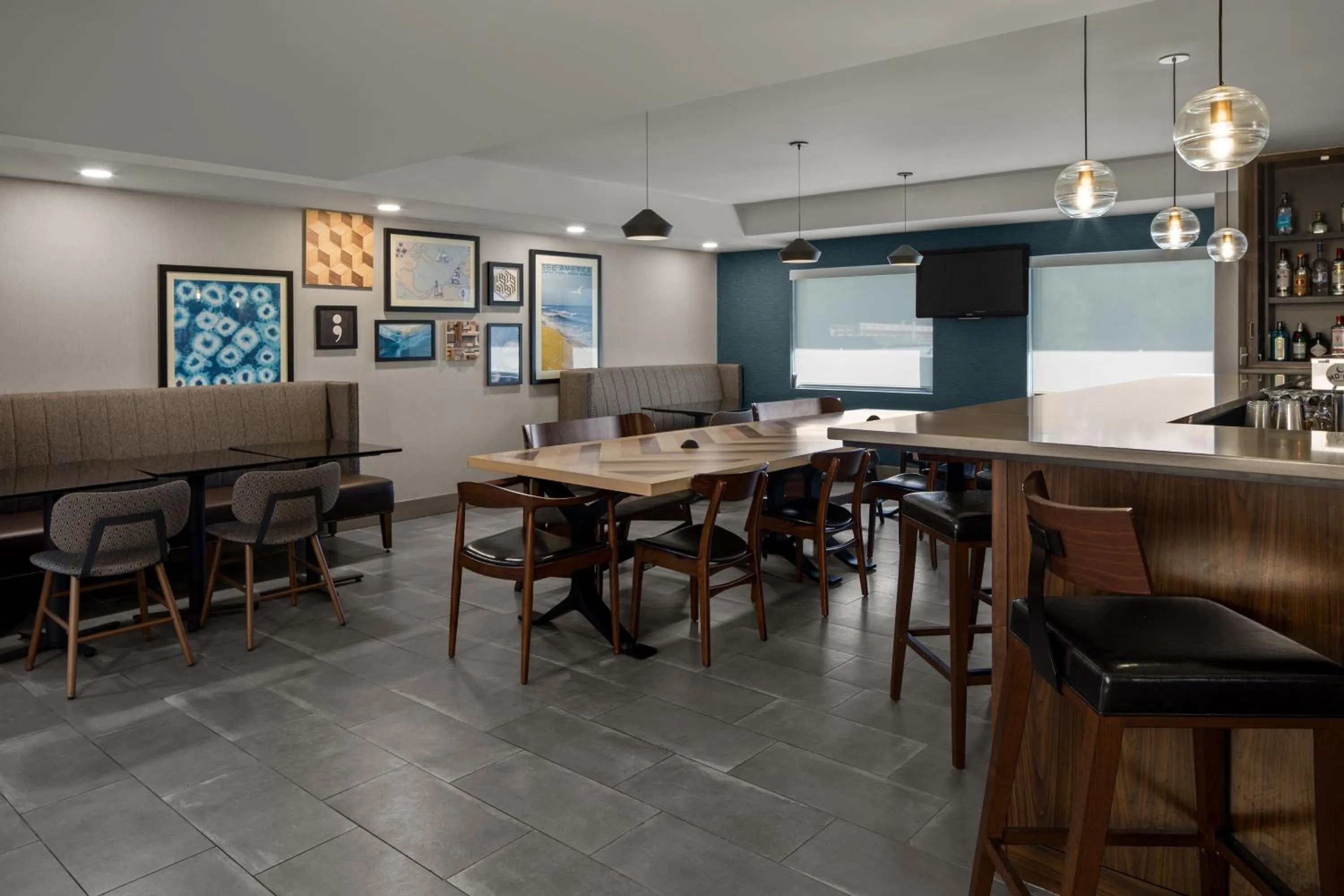 Restaurant/places to eat in Four Points by Sheraton Newark Christiana Wilmington