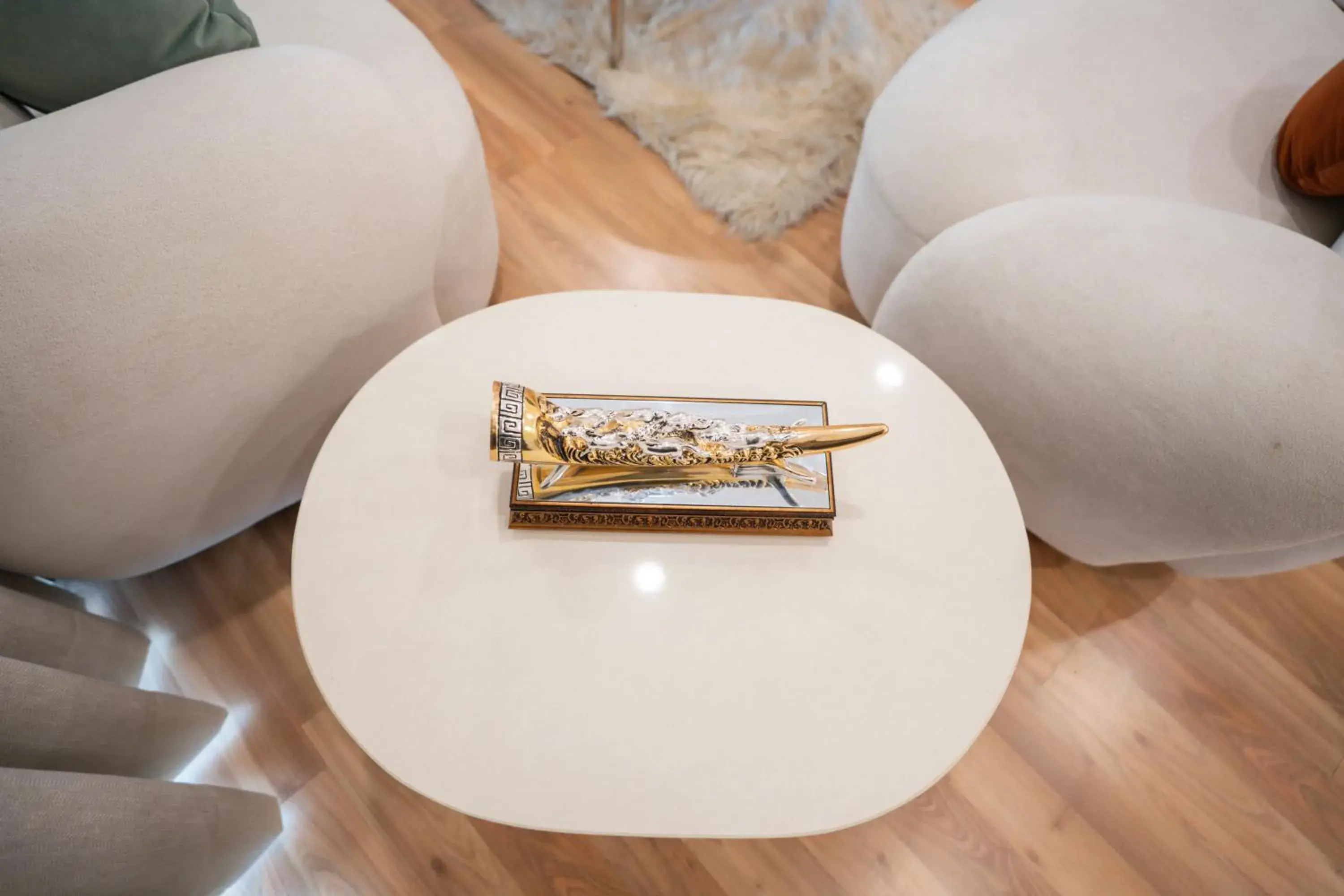 Living room in AR Suites KLJ Square Living room in AR Suites KLJ Square