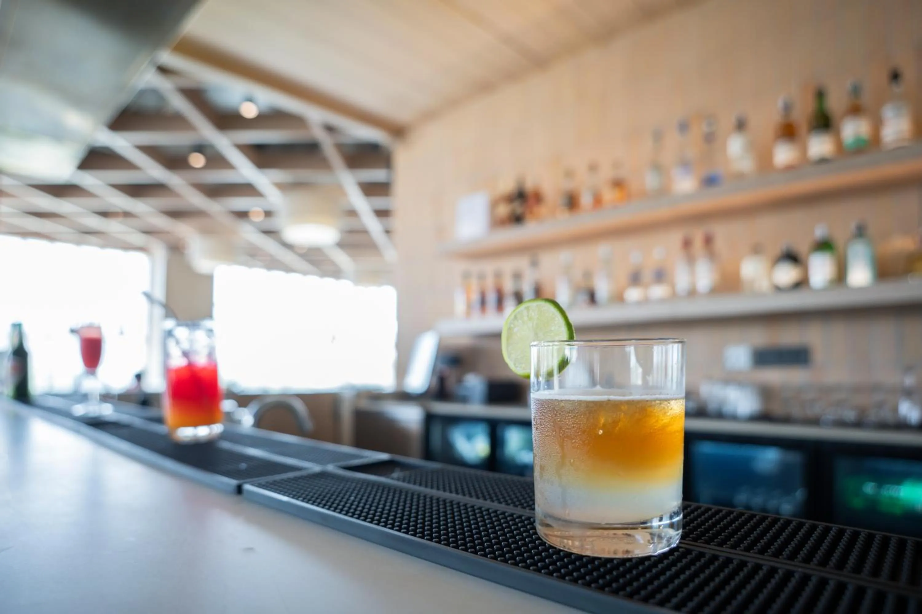 Lounge or bar in AR Suites KLJ Square