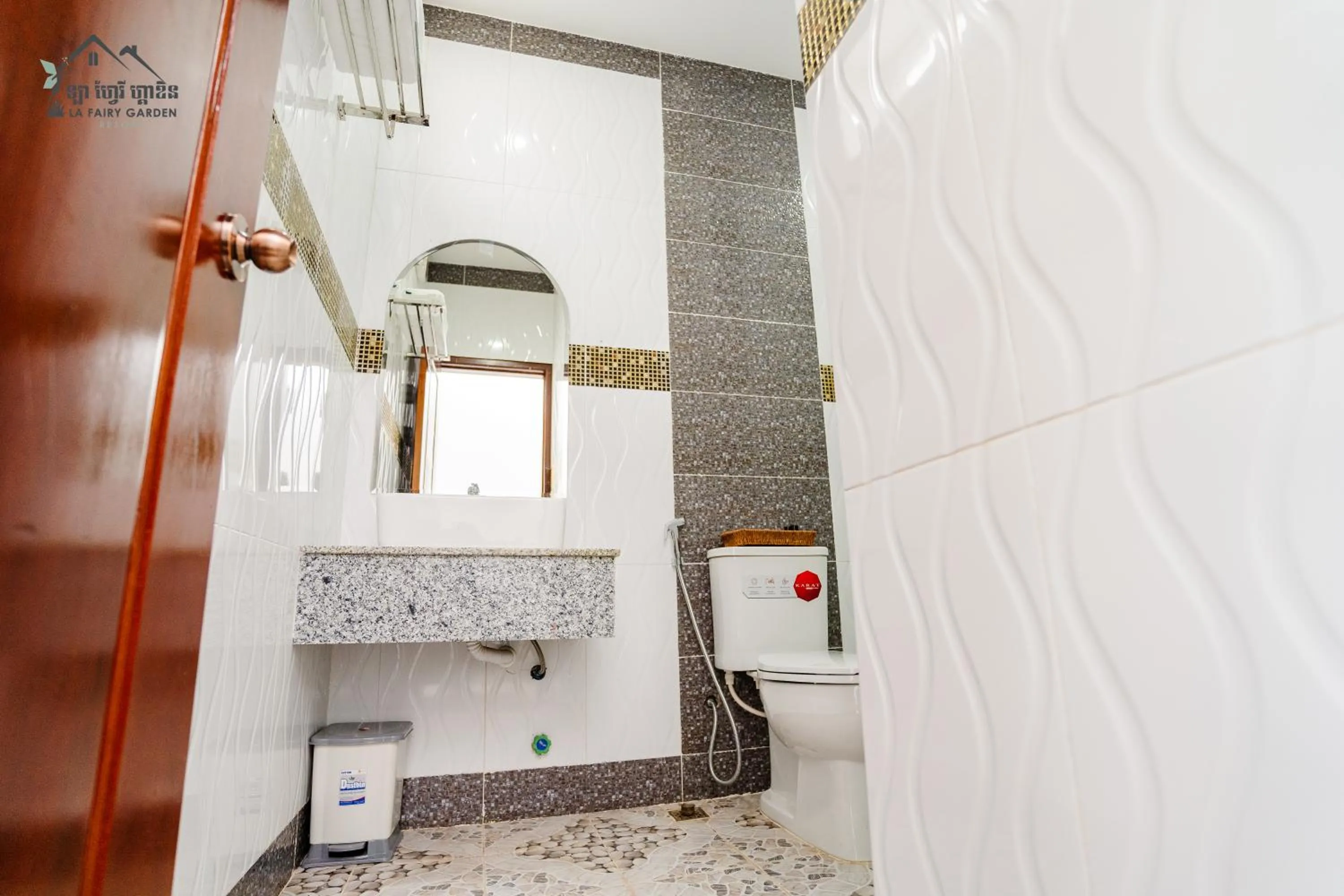 Bathroom in La Fairy Garden Resort