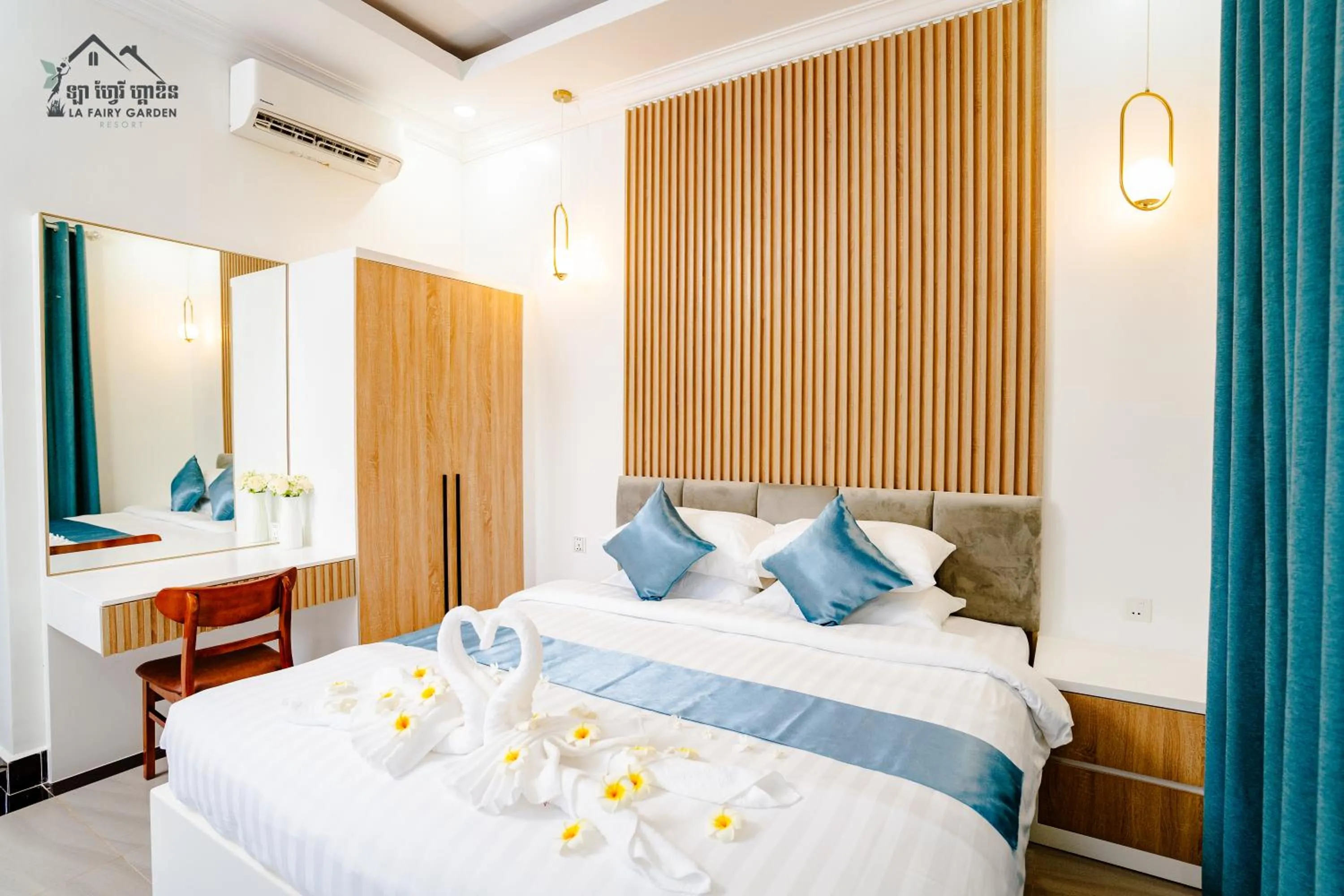 Bedroom, Bed in La Fairy Garden Resort