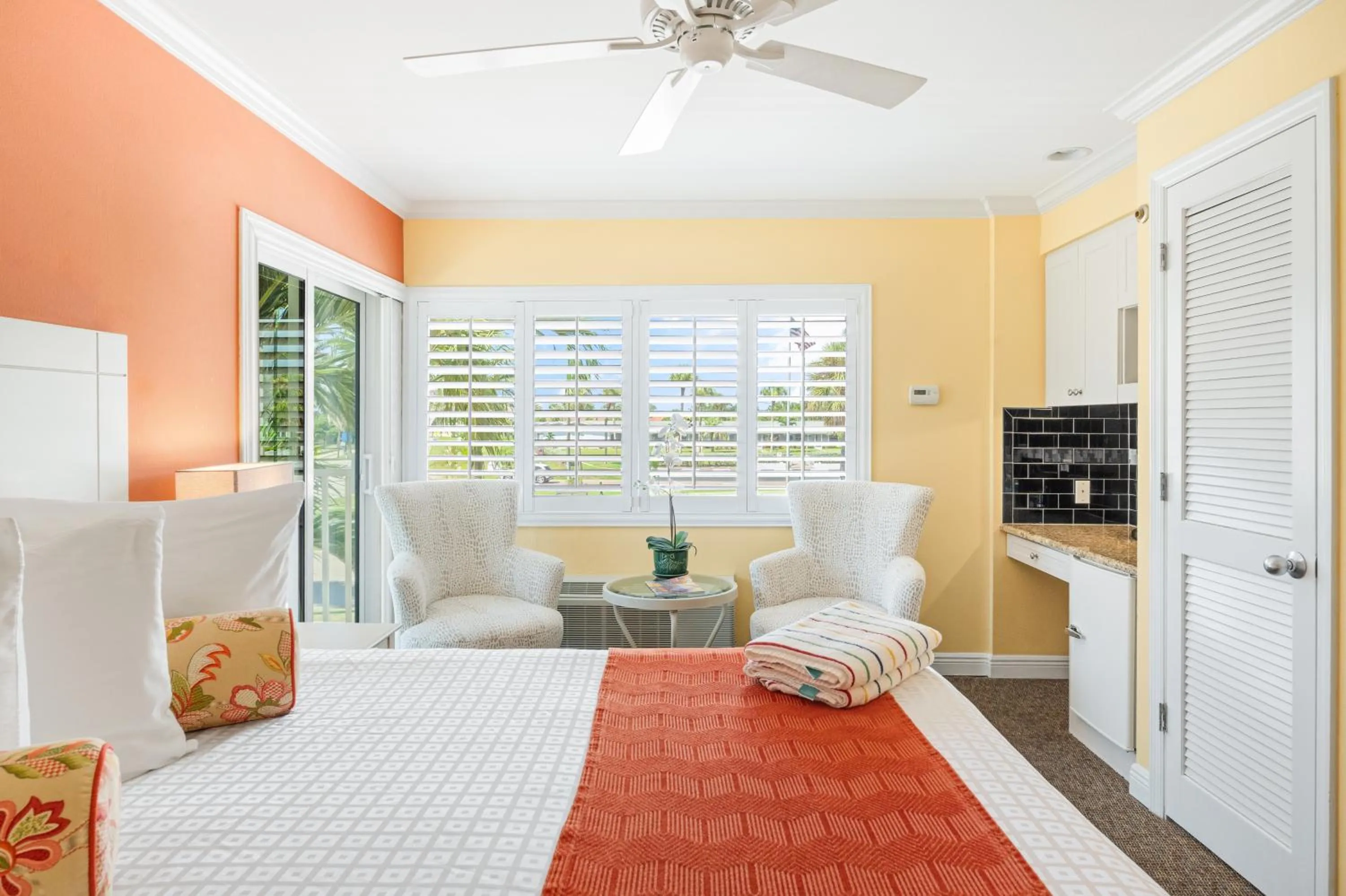 Bed in Inn at the Beach-Venice FLORIDA