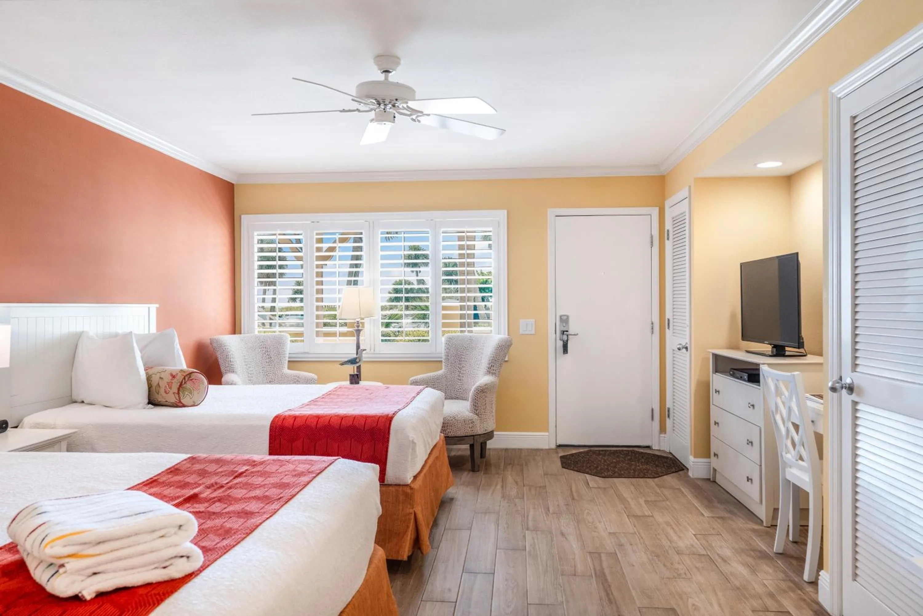 Bed in Inn at the Beach-Venice FLORIDA