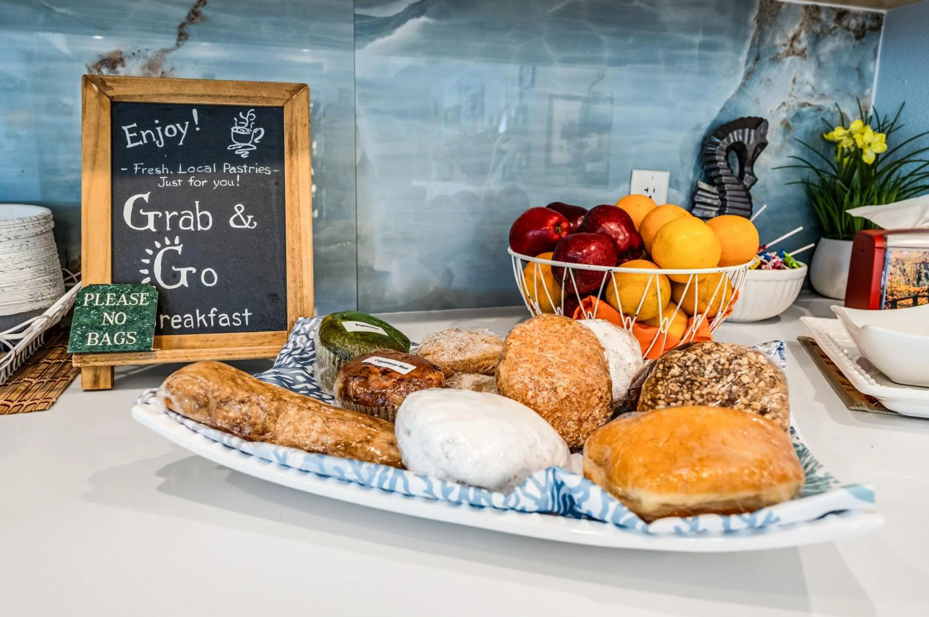 Continental breakfast in Inn at the Beach-Venice FLORIDA