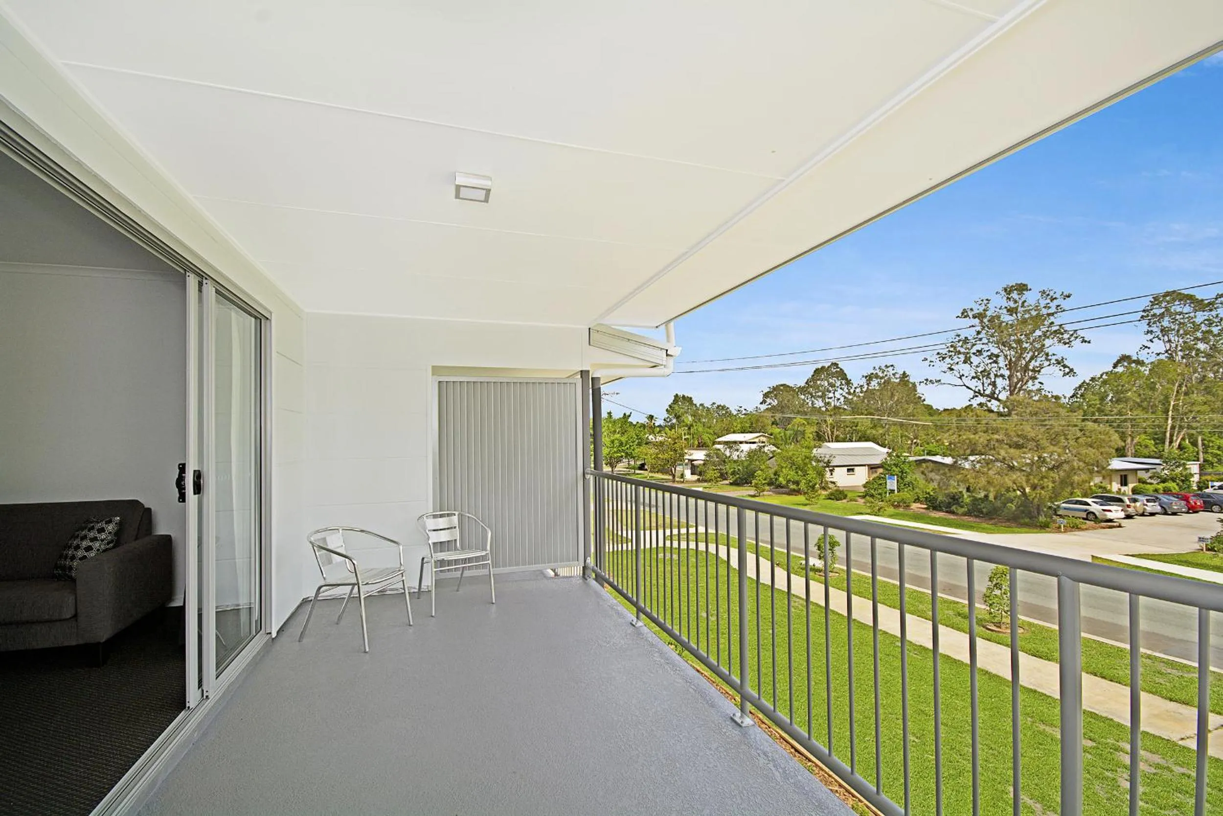 Patio in Cooroy Luxury Motel Apartments