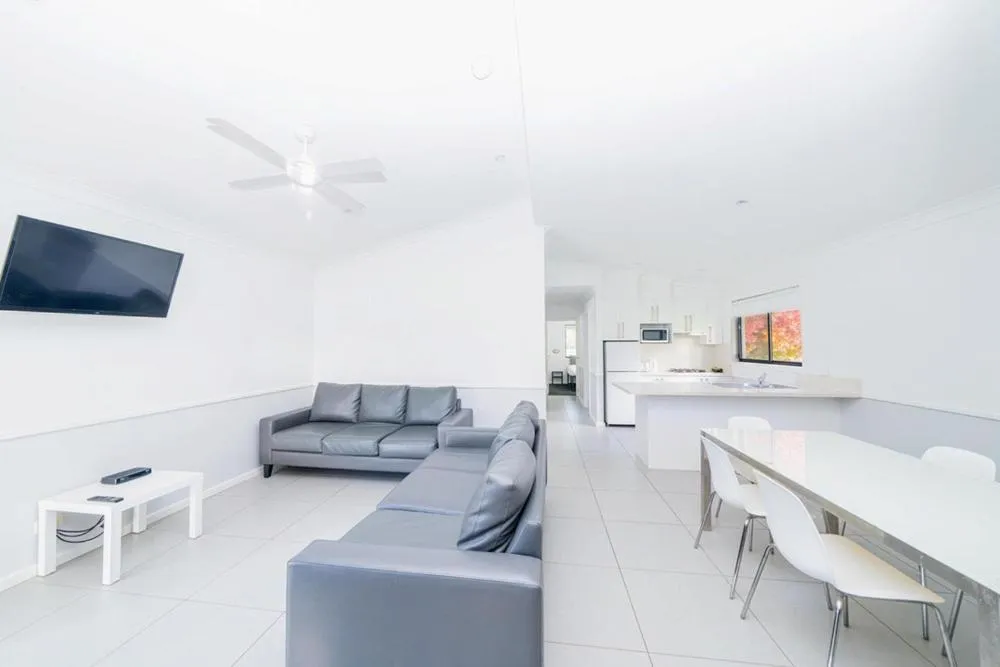 Del Rio Riverside Resort