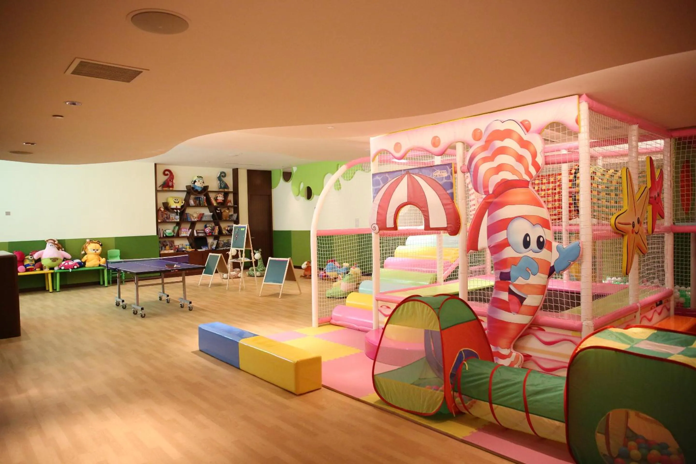 Children play ground in Sunrise Kempinski Hotel Beijing