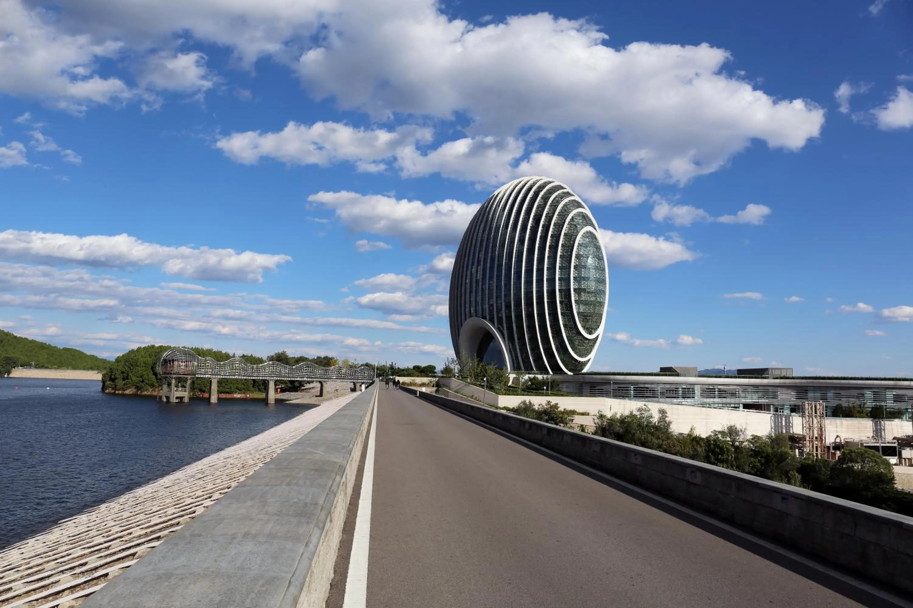 Property building in Sunrise Kempinski Hotel Beijing